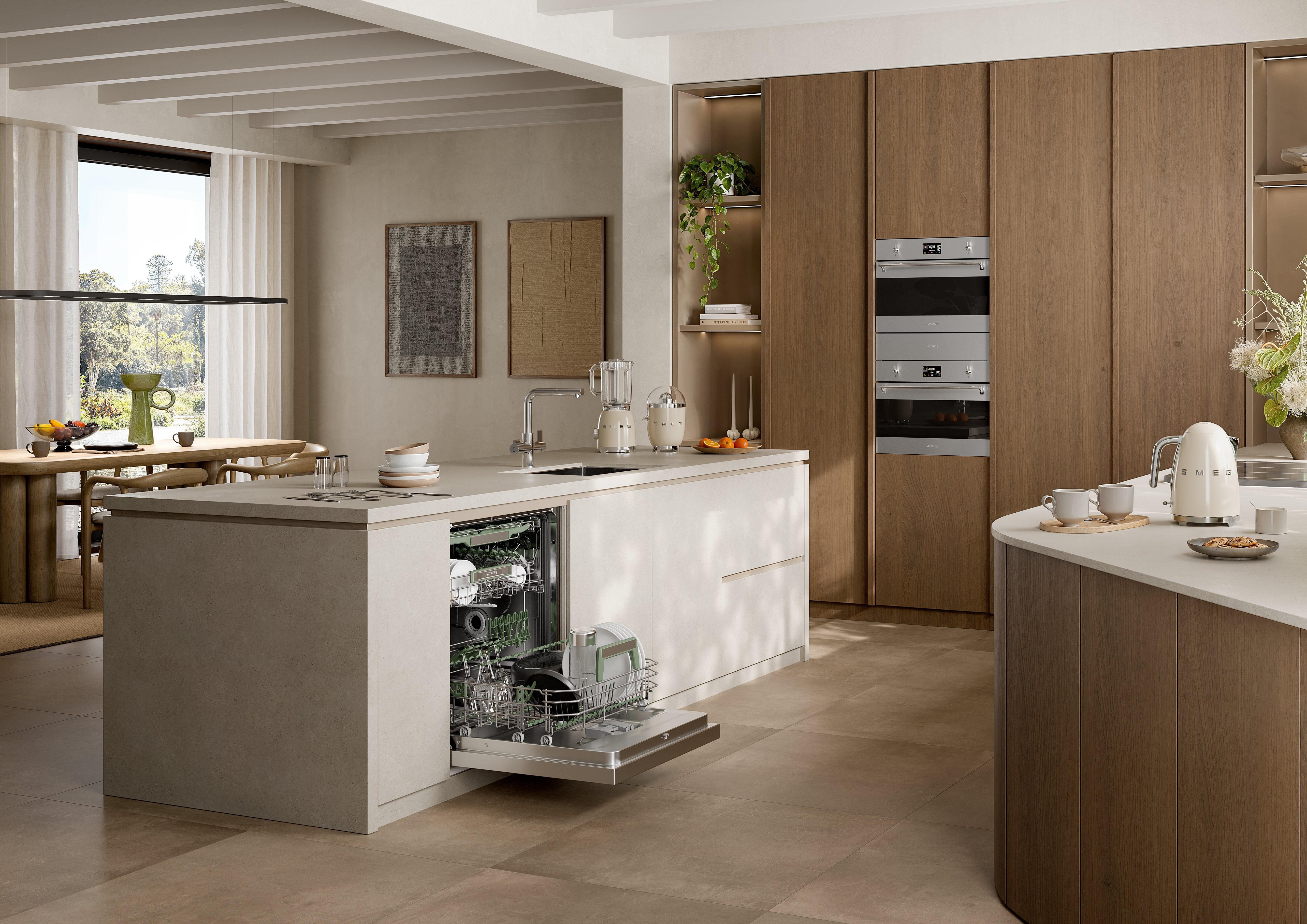 EAN 8017709227852 - Smeg KLF03CREU tetera eléctrica 1,7 L 2400 W Crema de color imagen 4