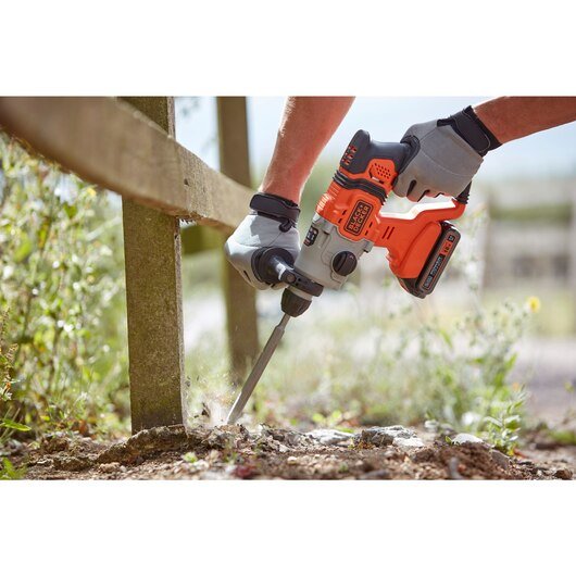 EAN 5035048705032 - Black & Decker BCD900B-XJ taladro 1880 RPM SDS Plus Negro, Naranja imagen 8