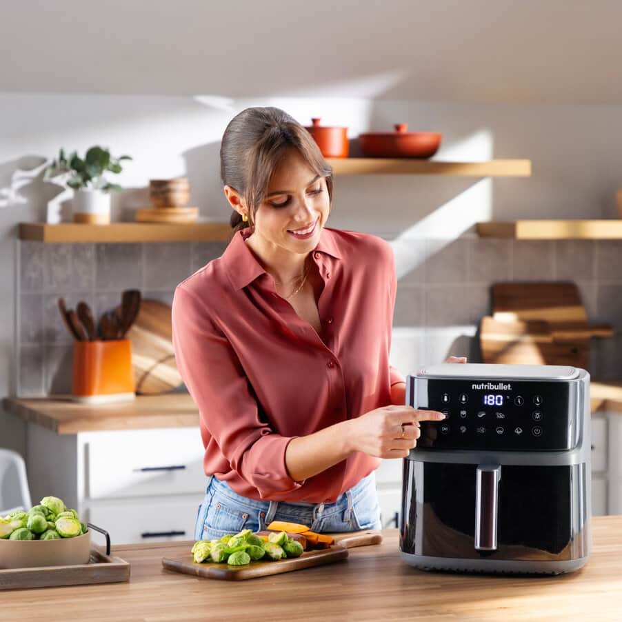 EAN 8006447003811 - NutriBullet CrispLite Vision Sencillo 8 L Independiente 2000 W Freidora de aire caliente Negro imagen 11