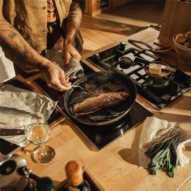 EAN 6424002018766 - Fiskars 1072312 Functional Form Pfanne 280 mm Sartén gourmet Alrededor imagen 6