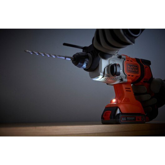 EAN 5035048705032 - Black & Decker BCD900B-XJ taladro 1880 RPM SDS Plus Negro, Naranja imagen 10