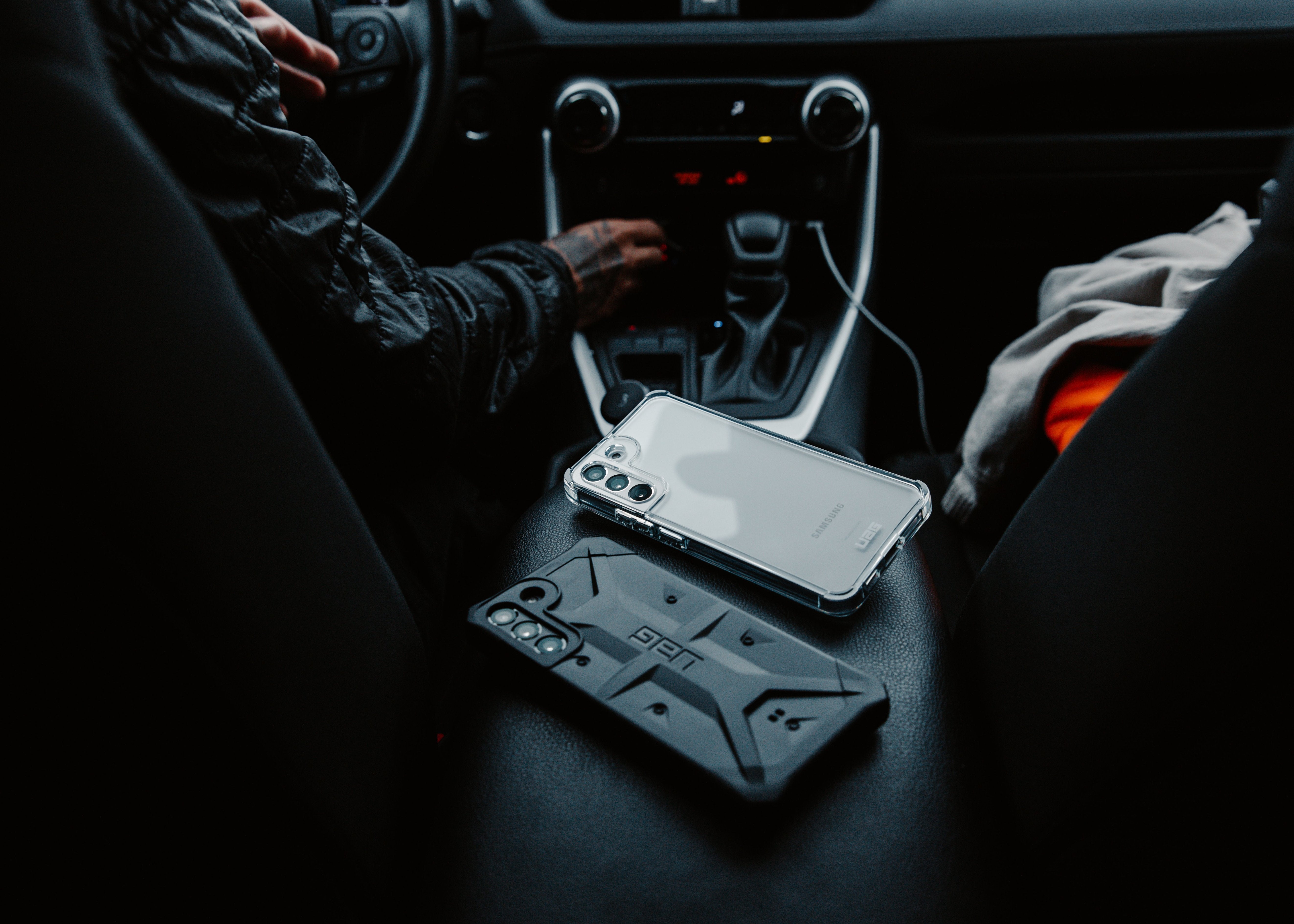 Uag Plyo Ice Carcasa Samsung Galaxy S22+ / Rugerizada