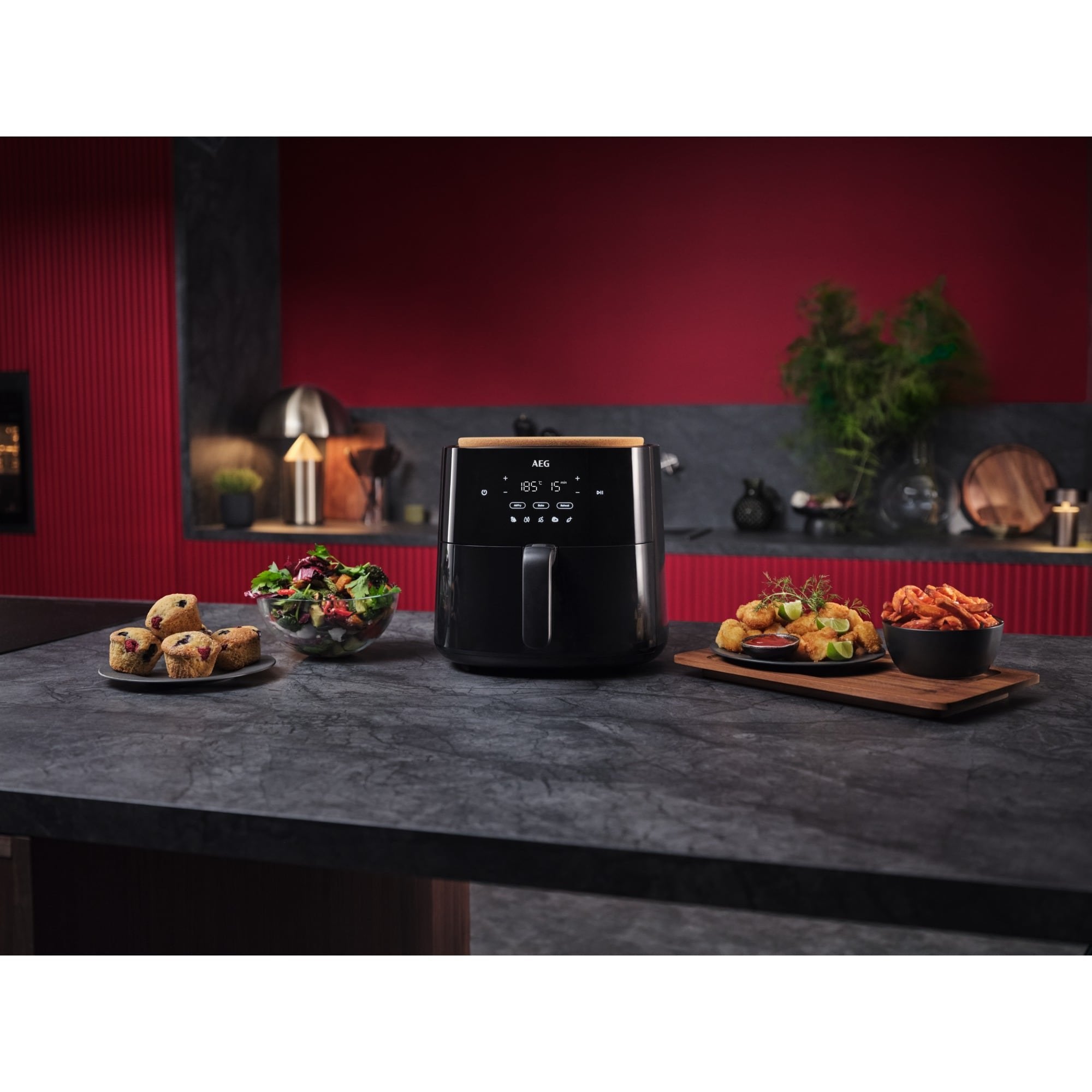 EAN 7333394032627 - AEG AAF7B Sencillo 6,8 L 1800 W Freidora de aire caliente Negro imagen 1