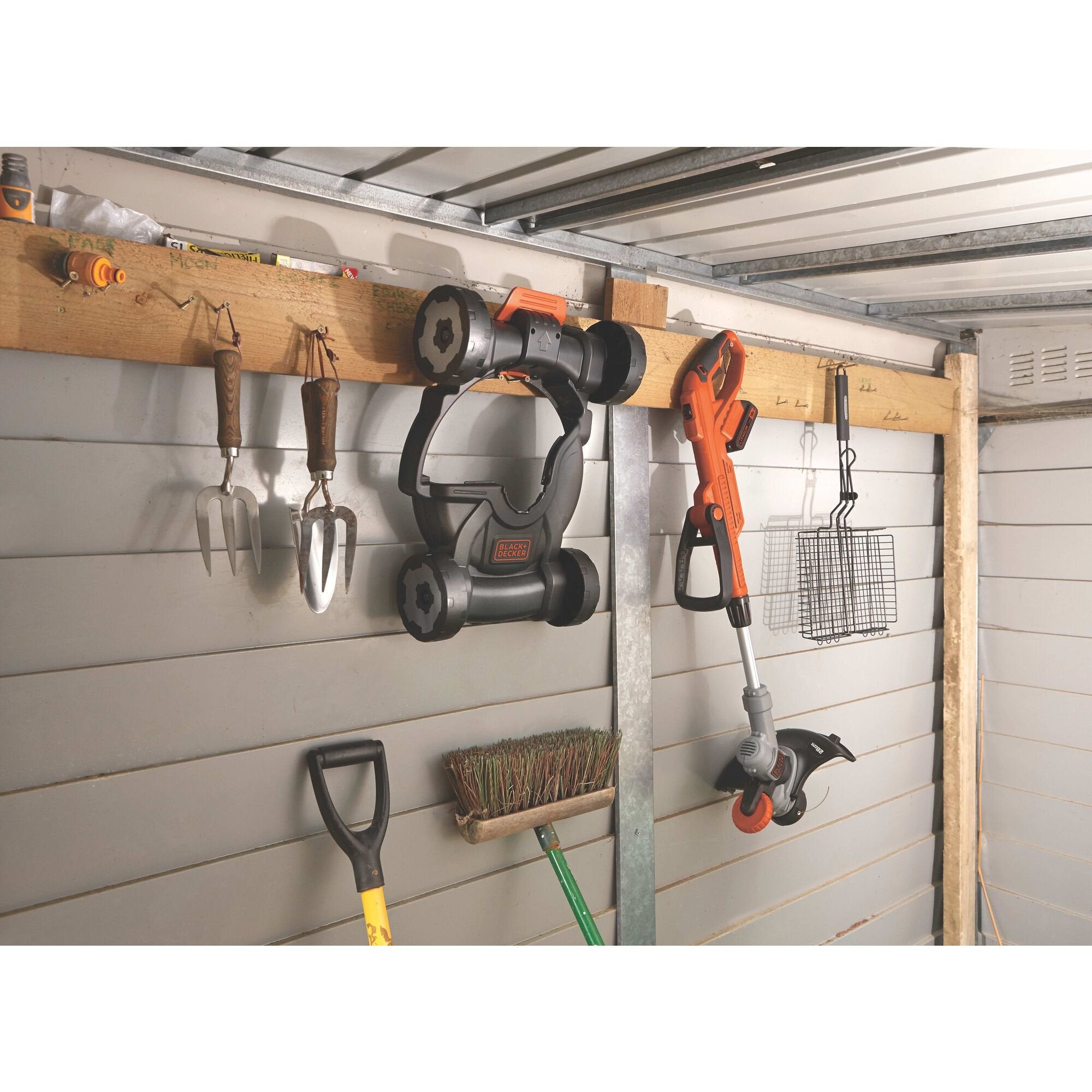 Desbrozadora/Bordeadora Black+Decker Stc1820cm-Qw Batería Negro, Naranja, Plata, Cortabordes Naranja/Negro, 1,6 Mm, 9 M, 7400 Rpm, Negro, Naranja, Plata, Batería, 18 V
