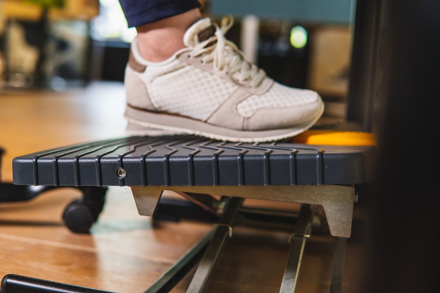 EAN 8717399996099 - BakkerElkhuizen Pro 959 Footrest Negro, Gris, Naranja imagen 7