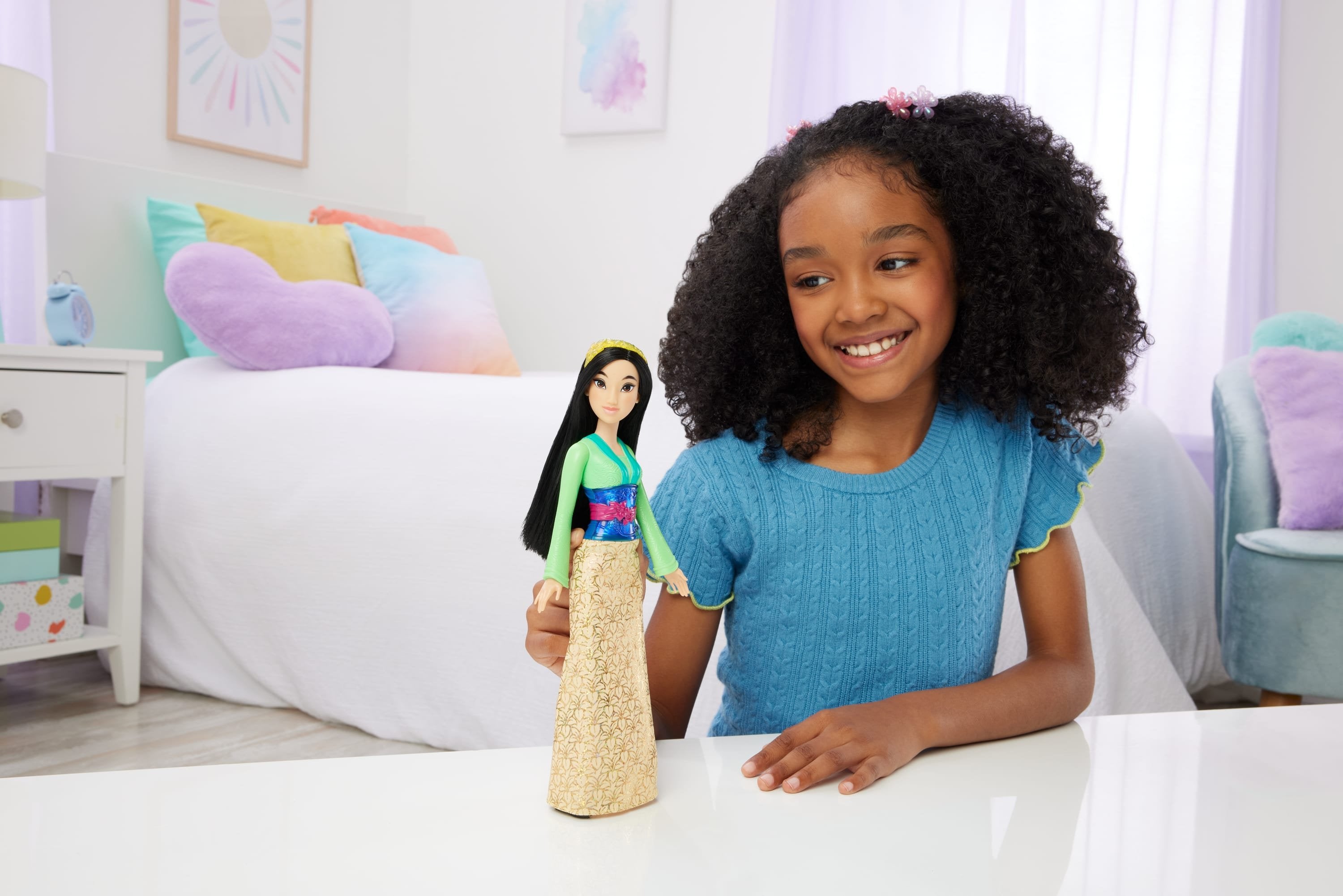 EAN 0194735120291 - Disney Princess HLW14 muñeca imagen 2