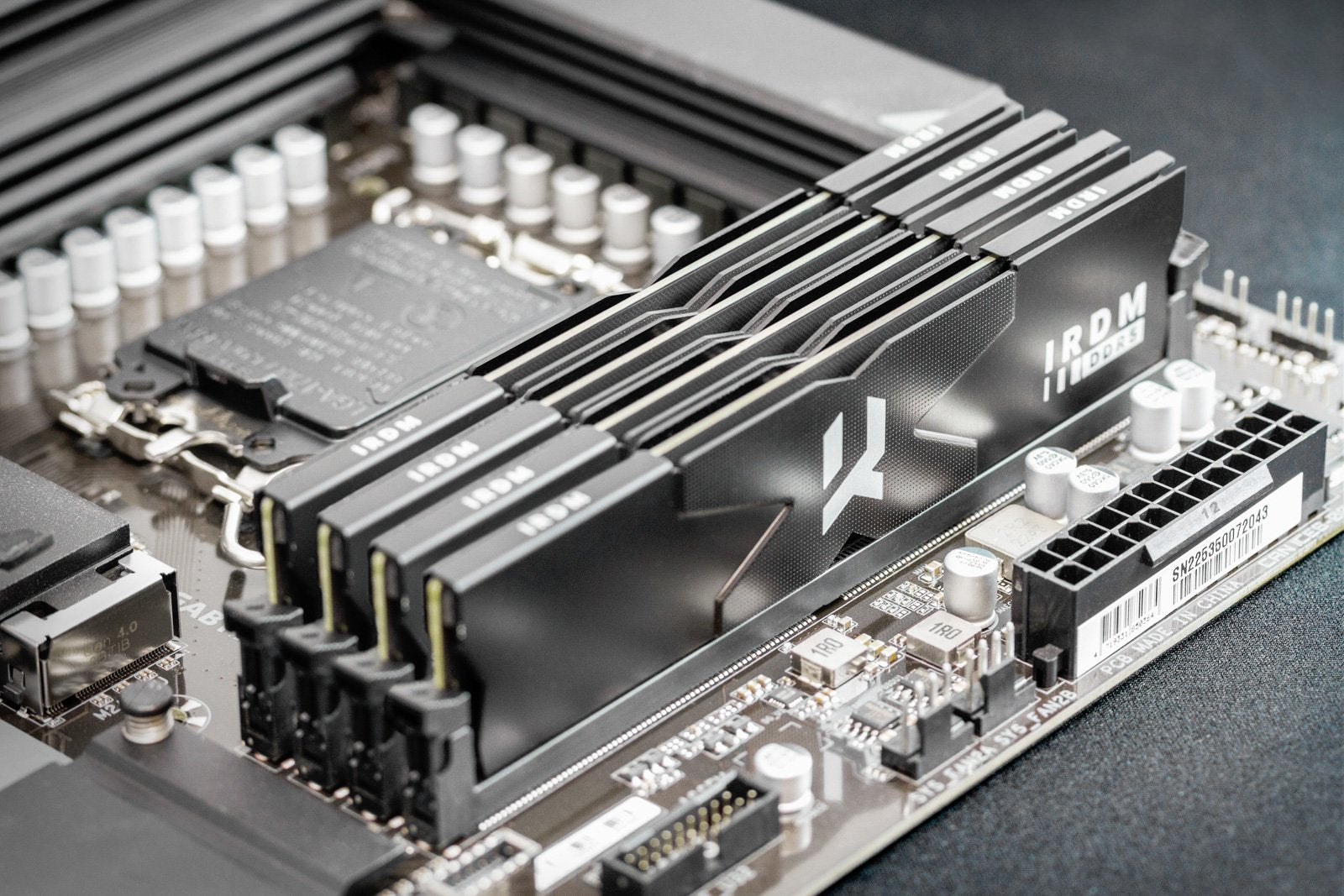 EAN 5908267966013 - Goodram IRDM DDR5 IR-6000D564L30S/16G módulo de memoria 16 GB 1 x 16 GB 278-pin DIMM imagen 5
