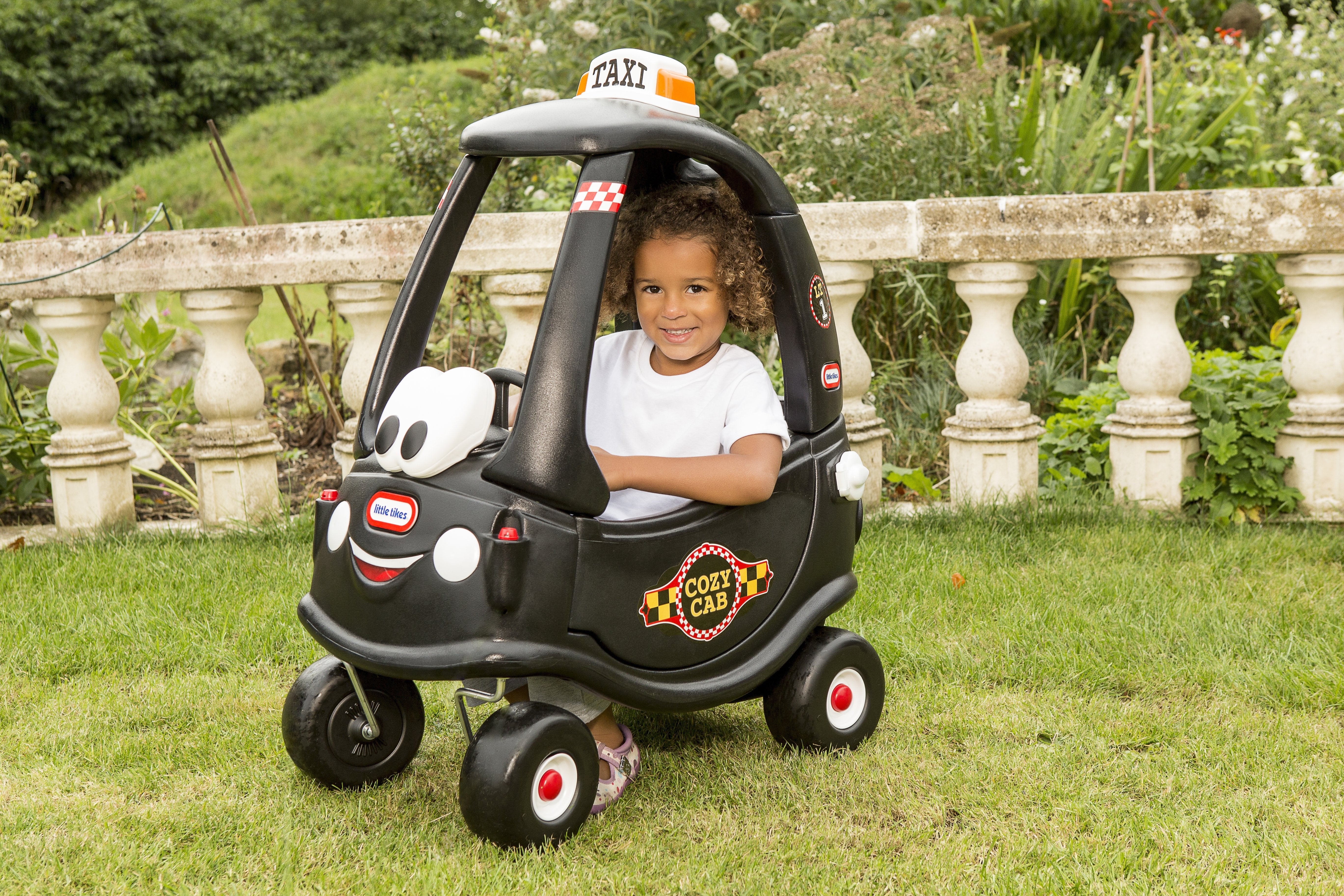 EAN 0050743172182 - Little Tikes Cozy Coupe Cab Correpasillos con forma de coche imagen 2