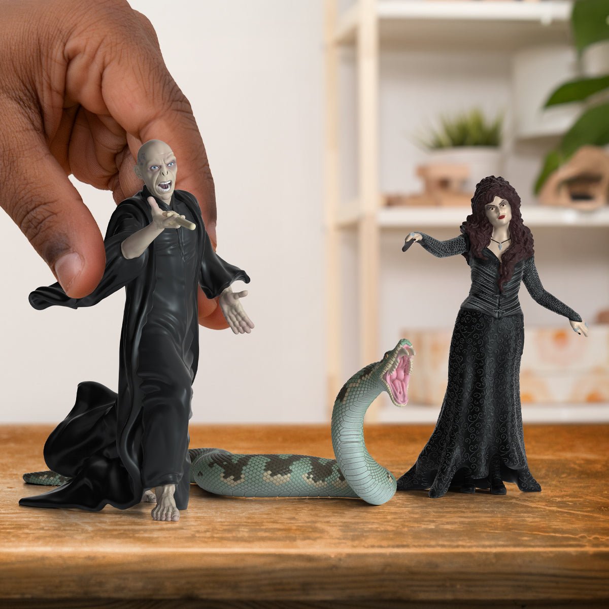 Schleich Wizarding World Lord Harry Potter - Voldemort Con Nagini Y Bellatrix, Figura De Juguete 42684
