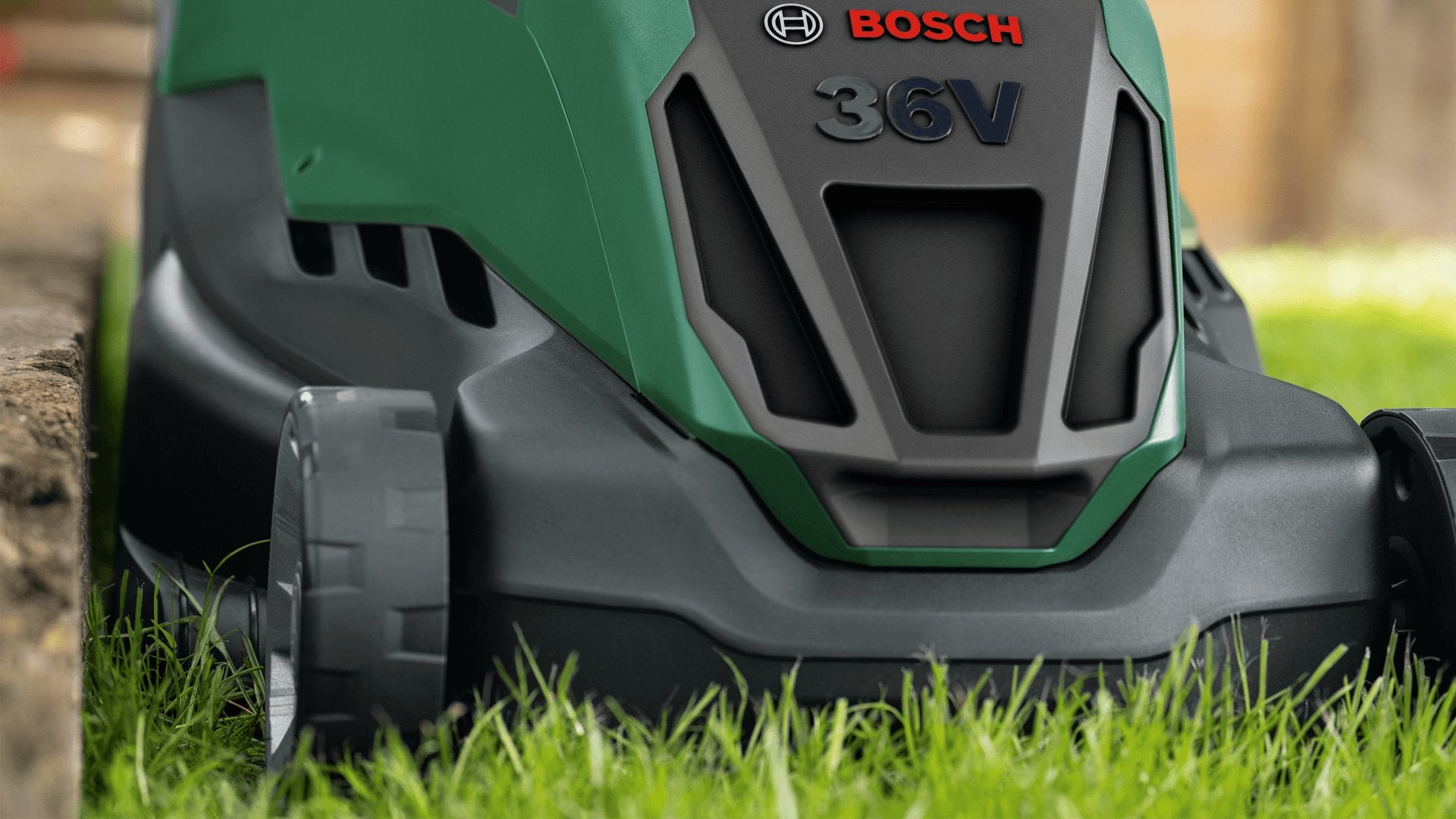 EAN 4059952658032 - Bosch AdvancedRotak Cortacésped de empuje a gasolina Batería Verde imagen 5