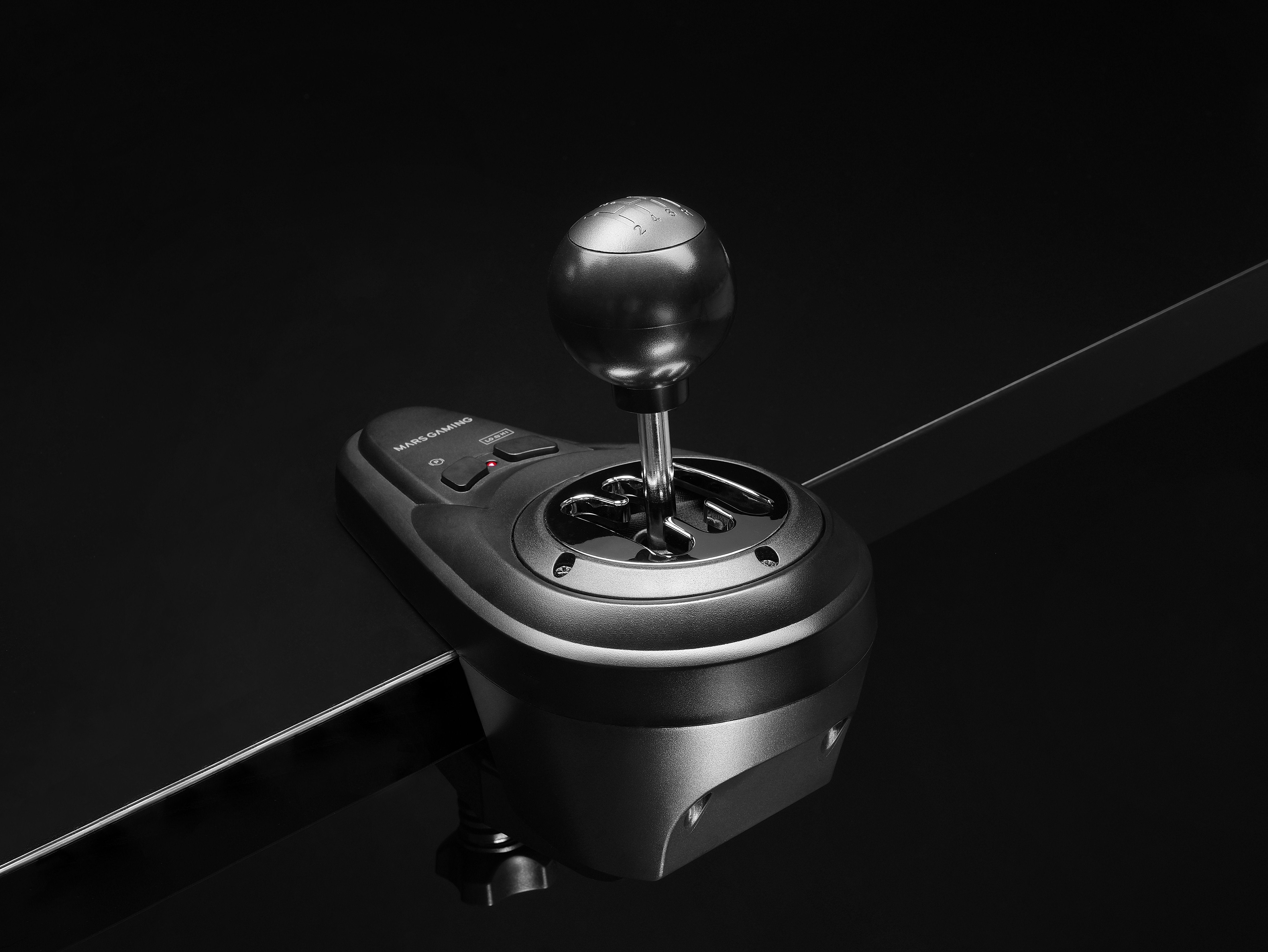 Volante Con Pedales Y Cambio De Marchas Manual Mars Gaming Mwh-Rsx