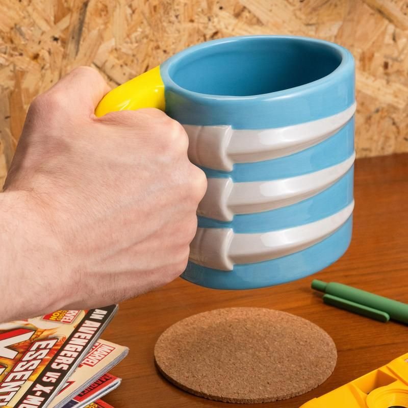 Taza 3d Garra De Lobezno Marvel 350ml