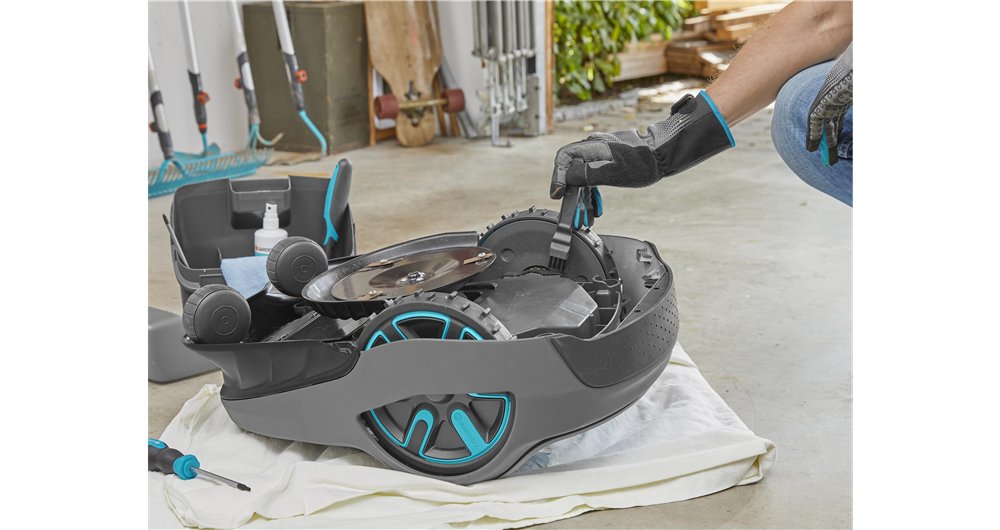 Gardena Conjunto De Limpieza Y Mantenimiento De Cortacésped Robótico, Conjunto De Herramientas 04067-20