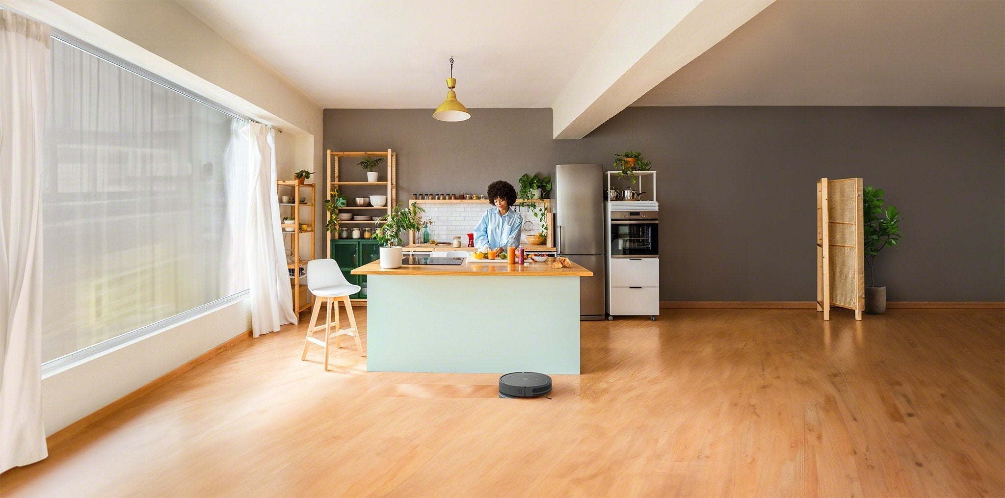 Robot De Limpieza Roomba Combo Essential (Y011440)