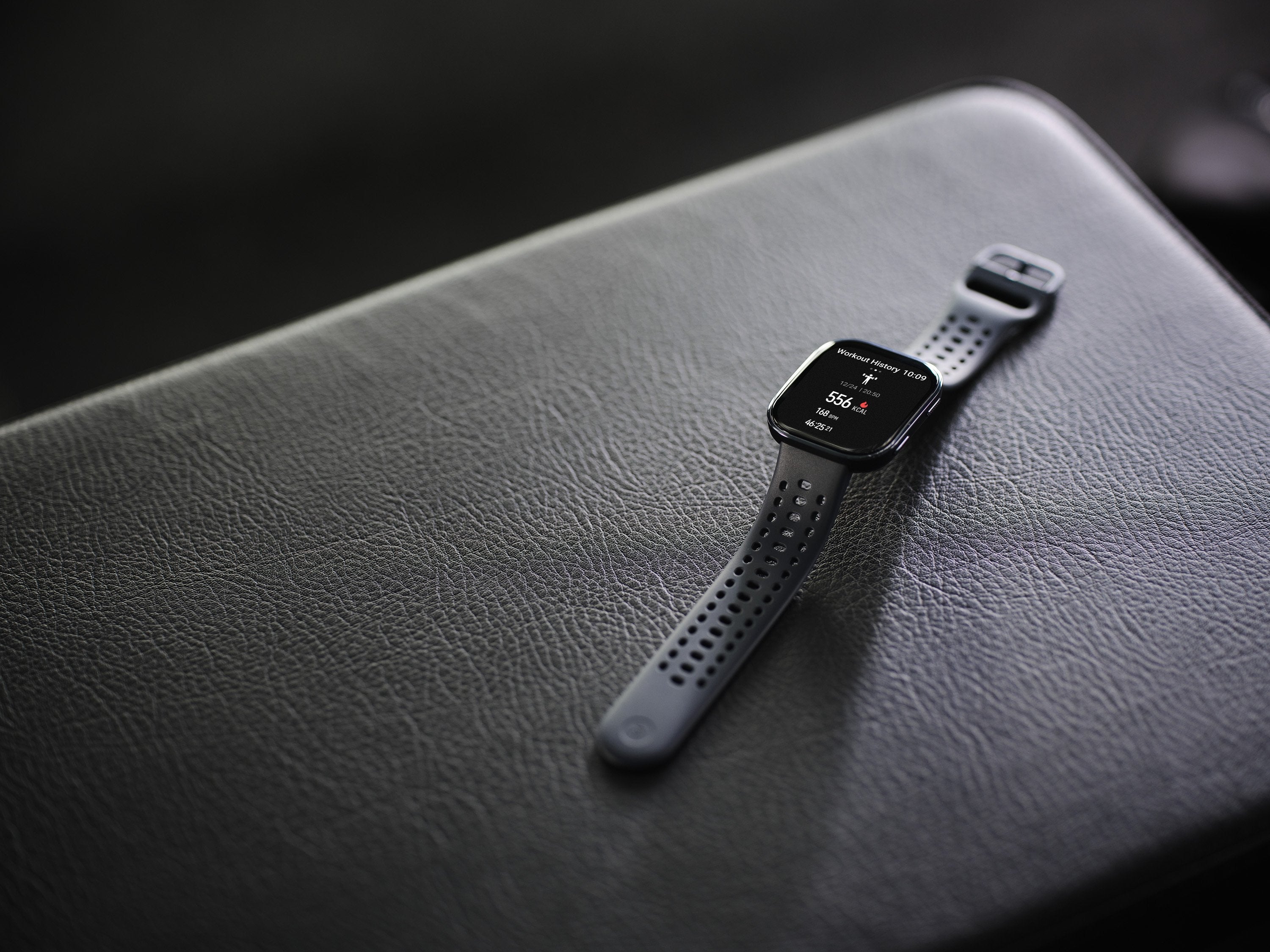 EAN 6970100377989 - Amazfit Bip 6 Charcoal 5 cm (1.97") AMOLED Digital 390 x 450 Pixeles Pantalla táctil Plata GPS (satélite) imagen 3