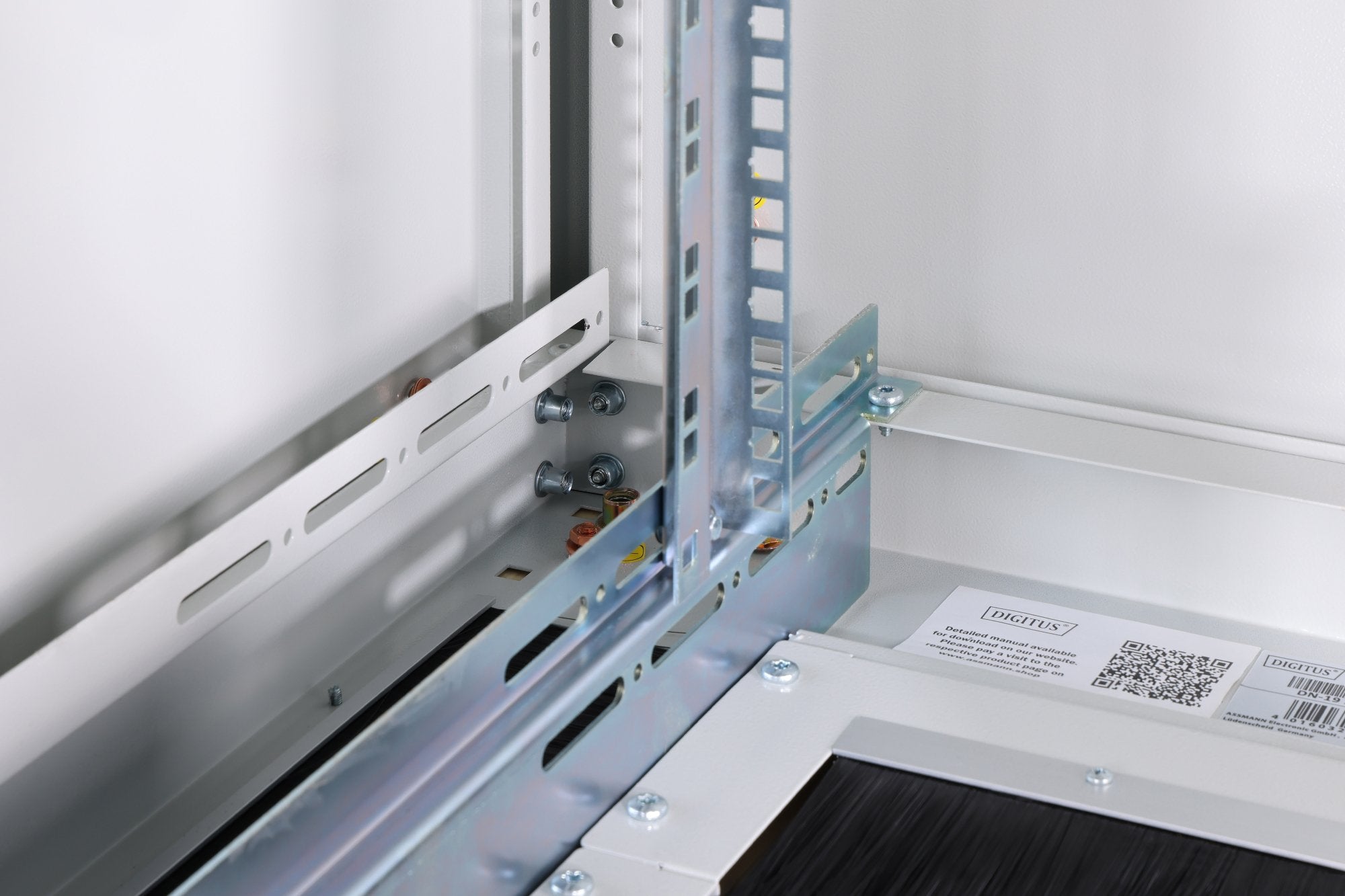 EAN 4016032331124 - Digitus DN-19 22U-8/8-1 armario rack Rack o bastidor independiente Gris imagen 5