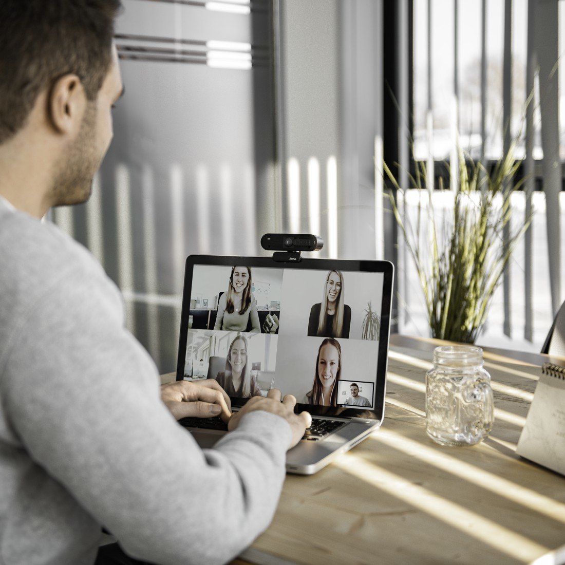 EAN 4047443447197 - Hama C-600 Pro cámara web 2 MP 1920 x 1080 Pixeles USB 2.0 Negro imagen 4