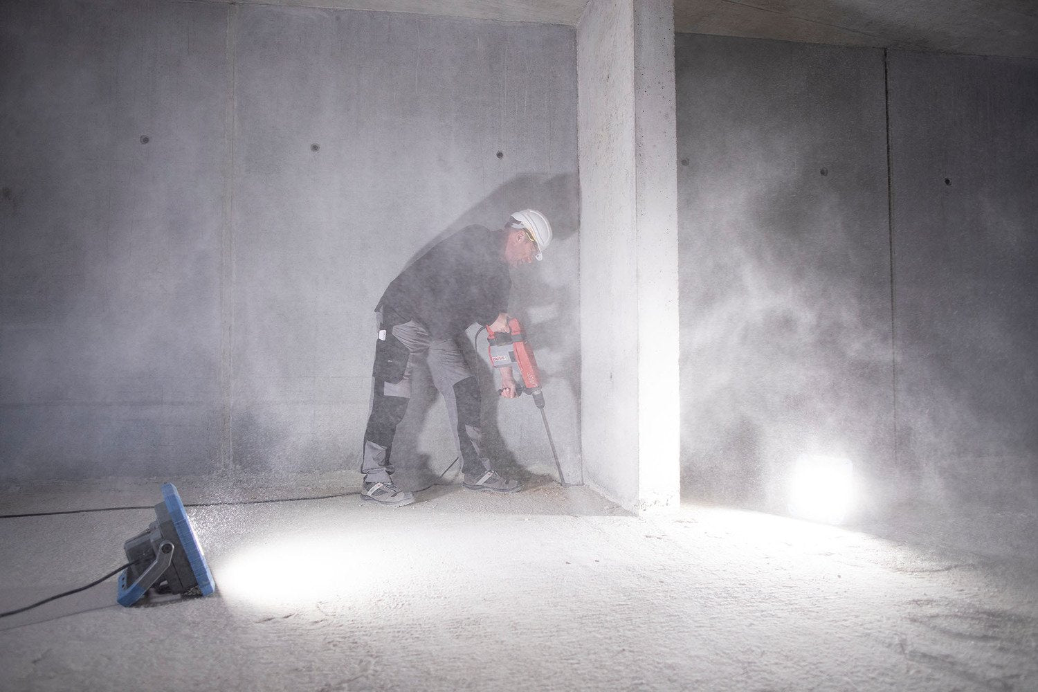 EAN 4007123674589 - Brennenstuhl BS 8050 MH Cian, Gris LED 82 W imagen 11