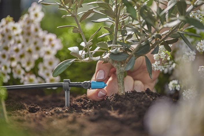 Gardena Micro-Drip-System Gotero Final Regulable 0-15 L/H (Negro/Turquesa, 10 Piezas, Modelo 2023) 13305-20