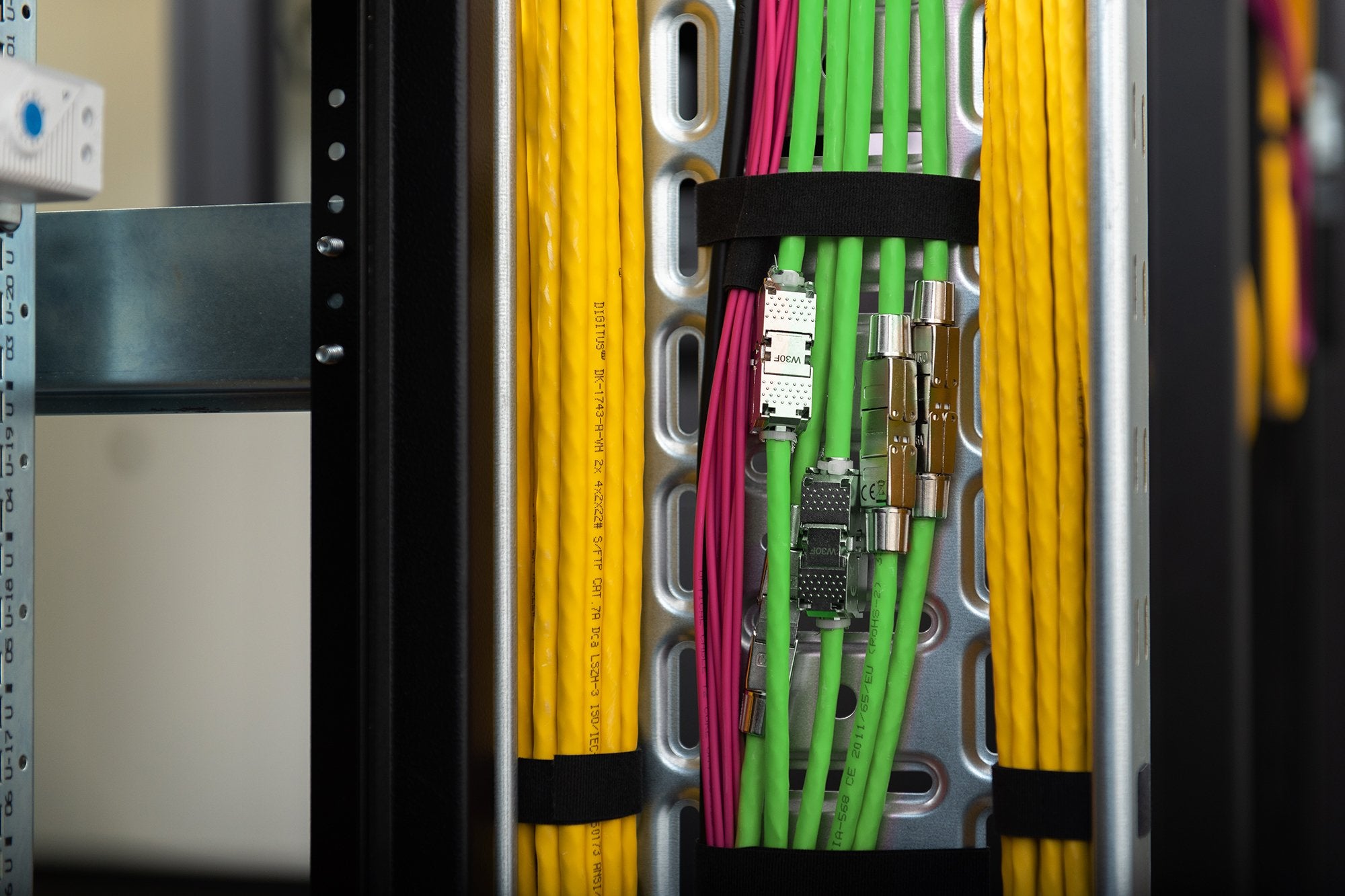 EAN 4016032380542 - Digitus DK-1843-VH-5 cable de red Verde Cat8.2 S/FTP (S-STP) imagen 2