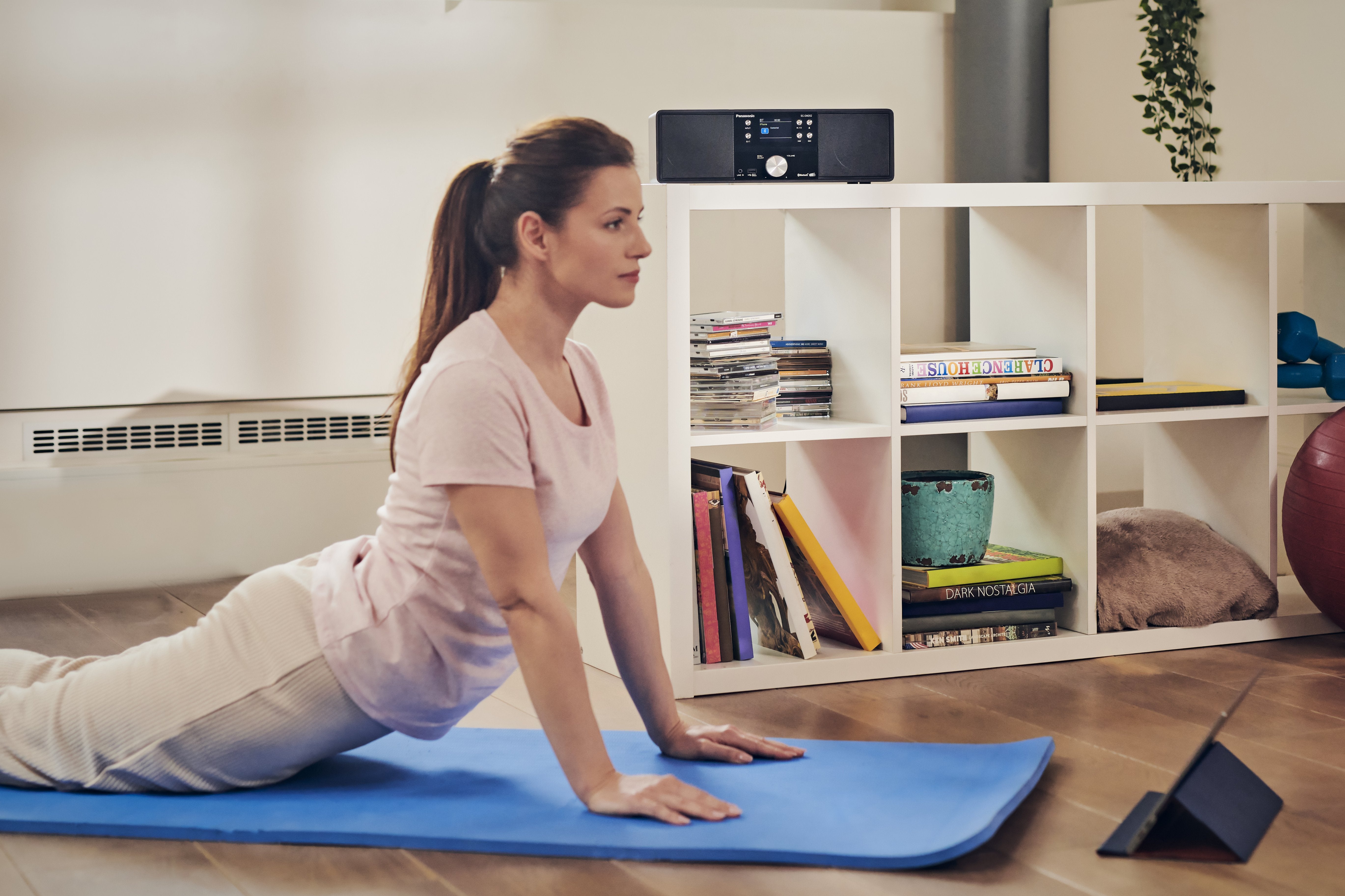 EAN 5025232944279 - Panasonic SC-DM202EG-K sistema de audio para el hogar Microcadena de música para uso doméstico 24 W Negro imagen 5