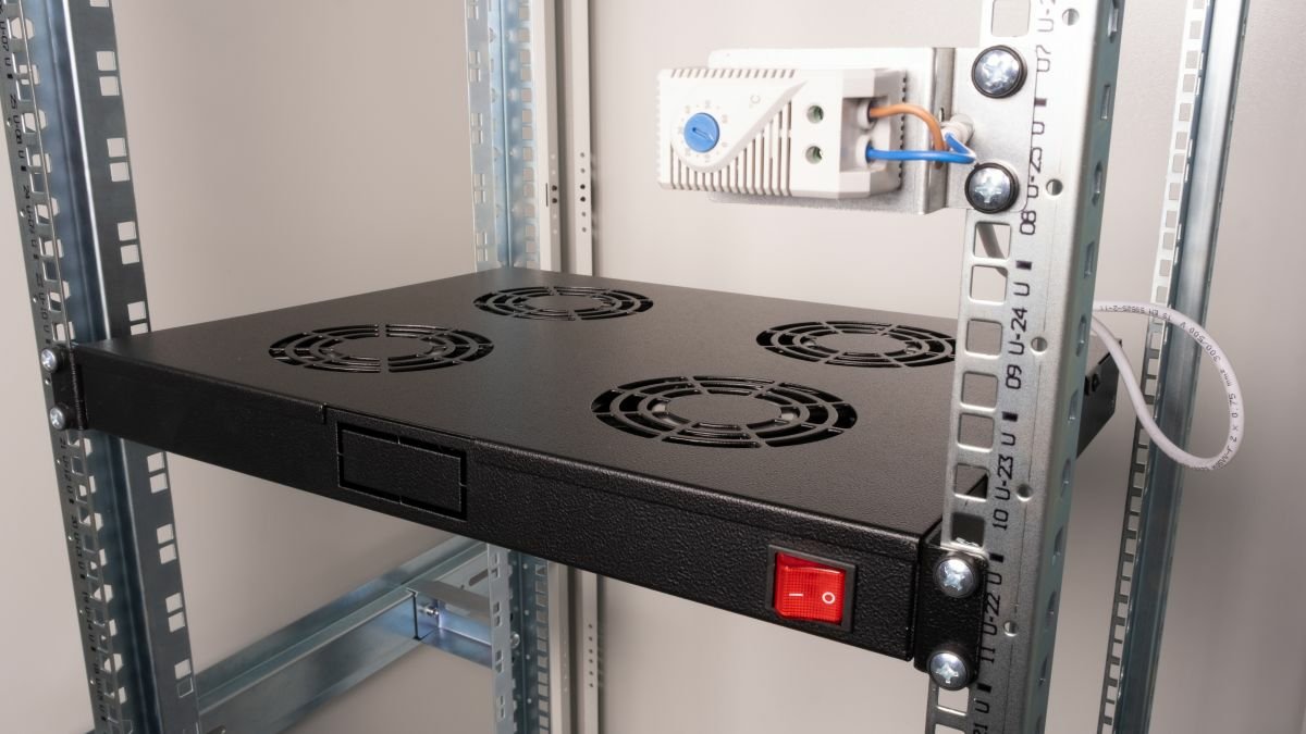 Equip Ezf-4-B Accesorio De Bastidor Ventilador De Refrigeración