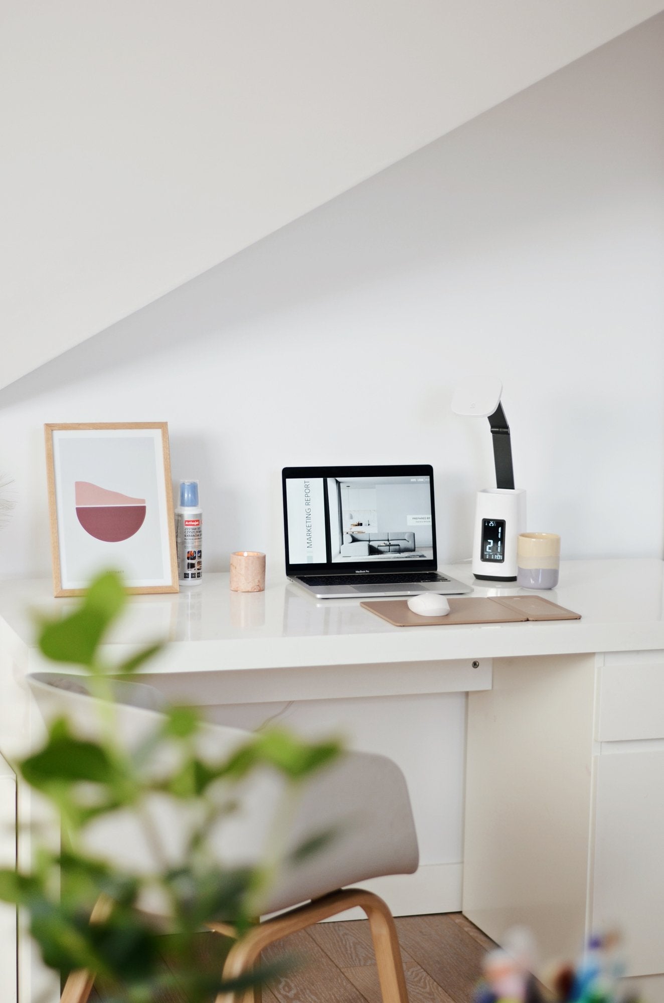 Lámpara De Escritorio Activejet Aje-Technic Led Desk Lamp With Display White