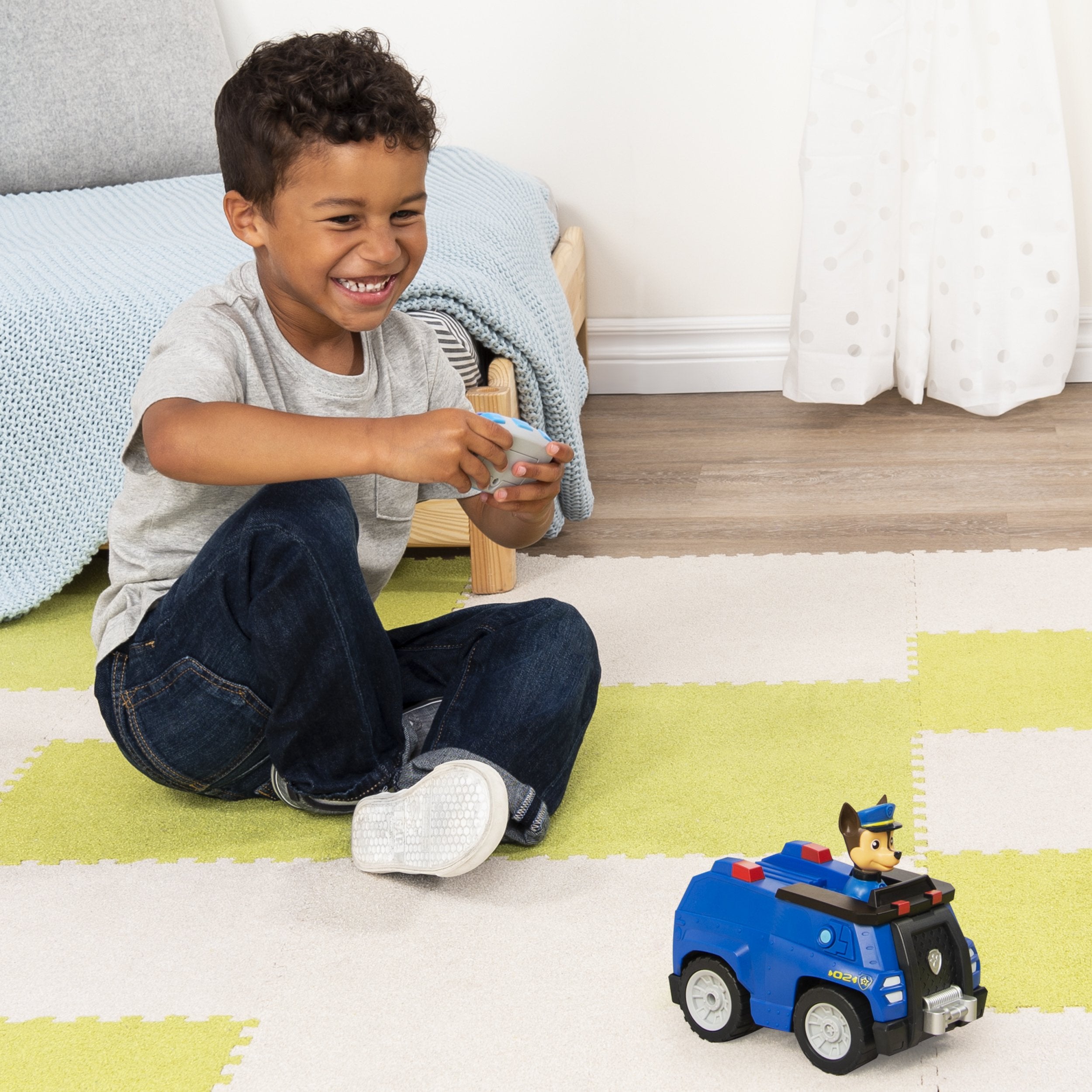 EAN 0778988278659 - PAW Patrol 6054190 modelo controlado por radio Coche de policía Motor eléctrico imagen 5
