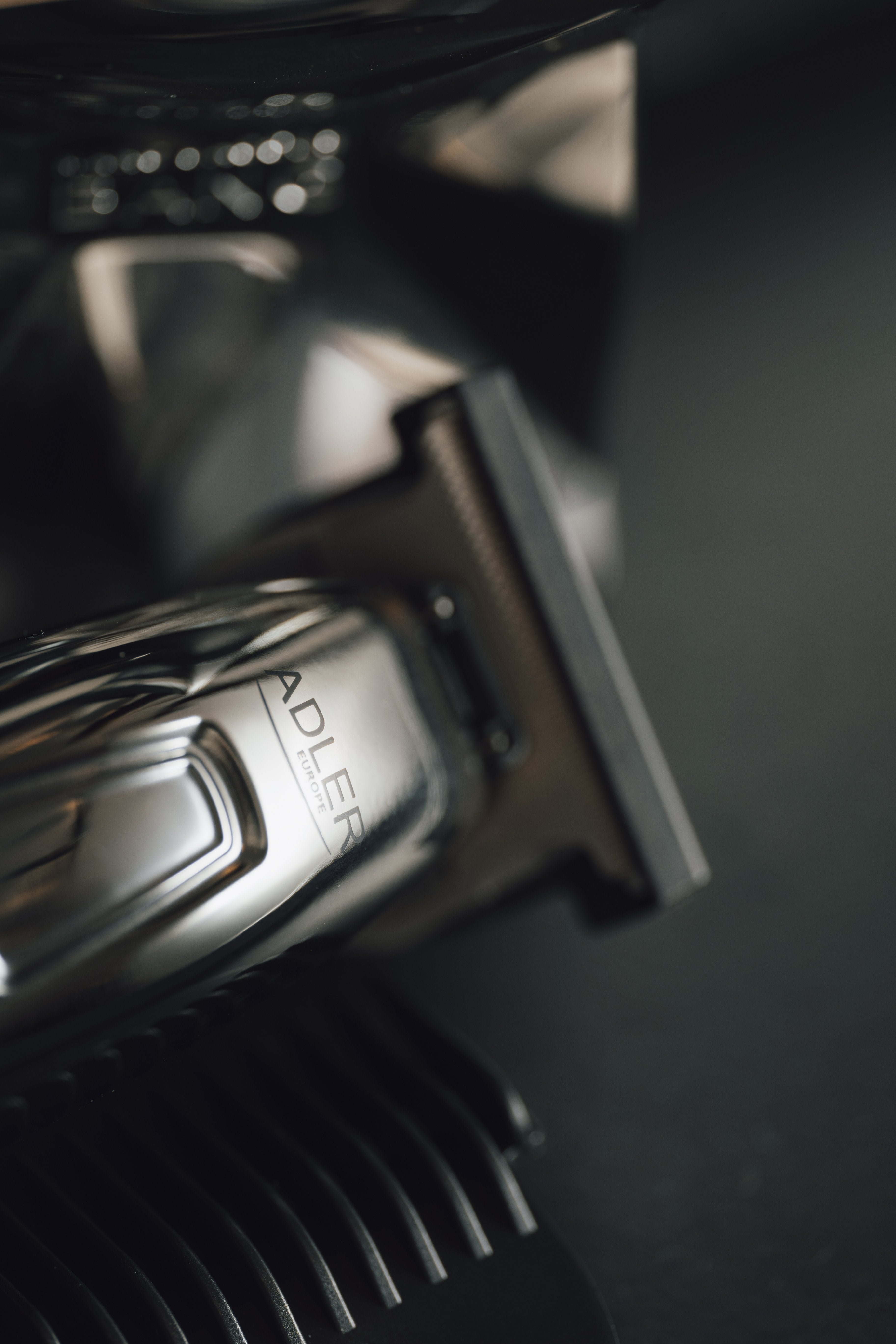 EAN 5903887805520 - Adler AD 2836S depiladora para la barba Batería 4 6 mm Plata imagen 5