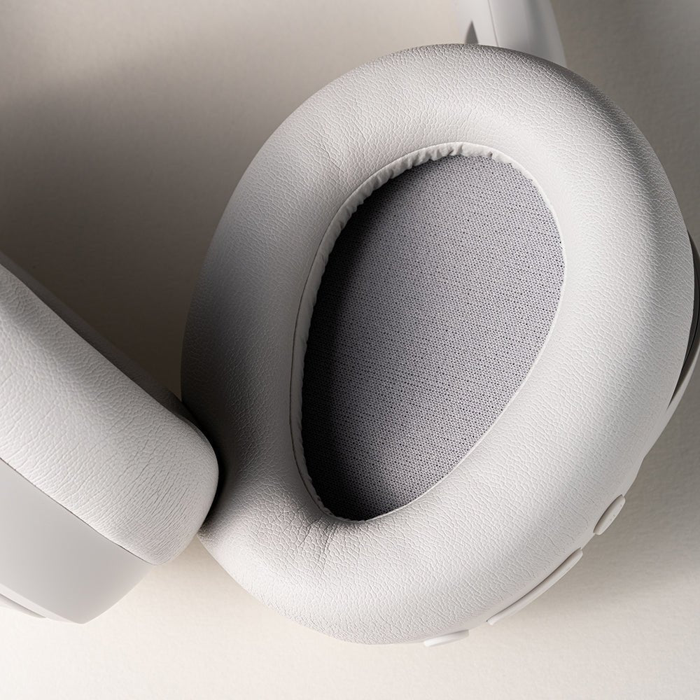 Auriculares Jlab Lux Anc Inalámbrico Bluetooth Ieuhbjluxancrwht62 Blanco