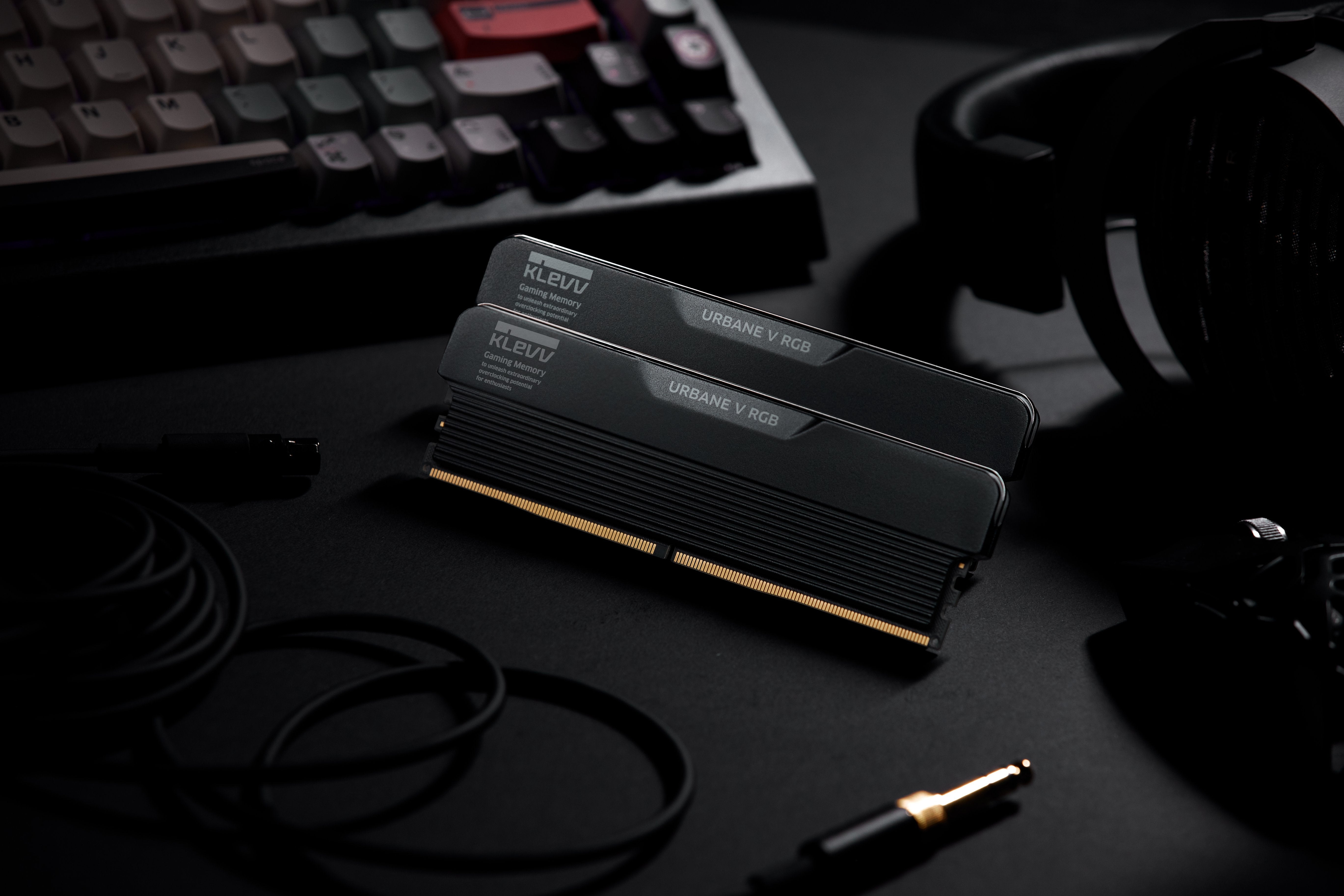 32gb Klevv (16gbx2) Urban V Rgb 6000 Cl28 Negro