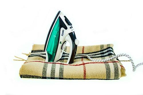 Adler Cr 5024 Plancha A Vapor Suela Antiadherente 800 W