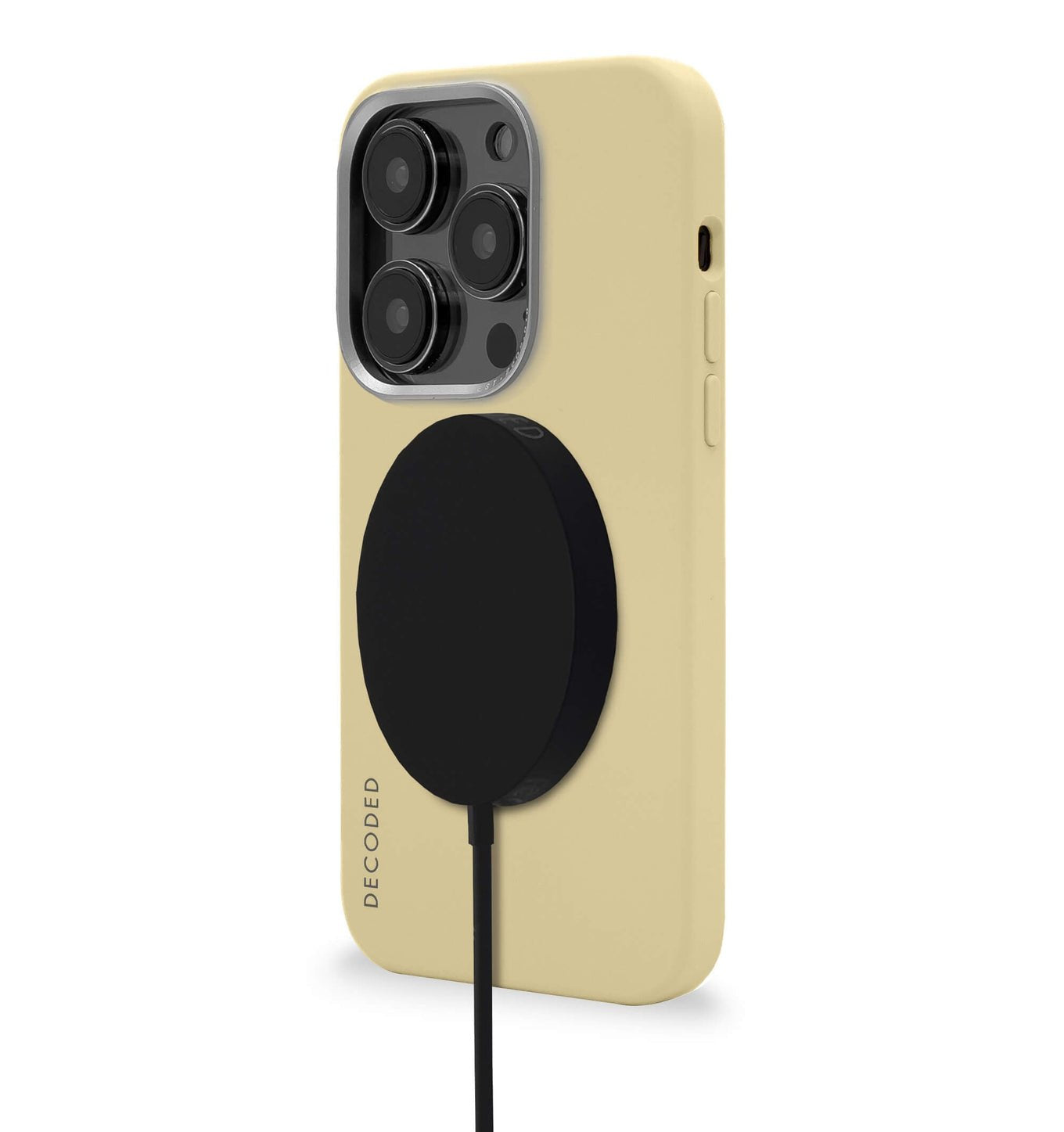 EAN 8720593005986 - Decoded D23IPO14PMBCS9SN funda para teléfono móvil 17 cm (6.7") Amarillo imagen 2