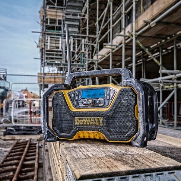 EAN 5035048729366 - DeWALT DCR029-QW radio Portátil Negro, Amarillo imagen 5