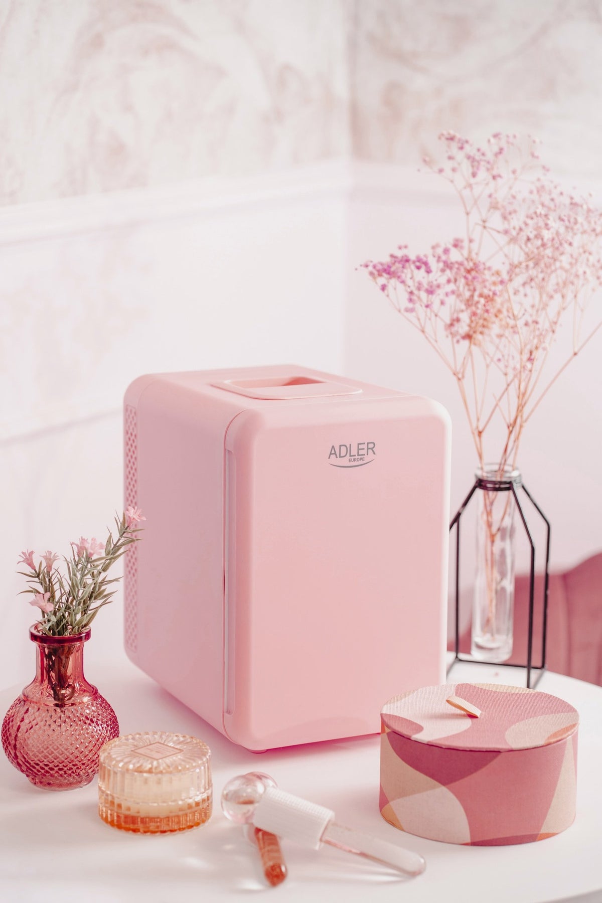EAN 5905575901231 - Adler AD 8084 PINK frigorífico Portátil (colocación) 4 L Negro imagen 13