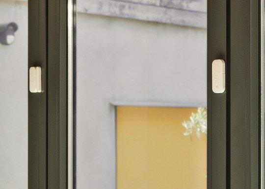 EAN 5052847131046 - Yale AL-DC-1A-W sensor de puerta / ventana Inalámbrico Puerta/ventana Blanco imagen 4