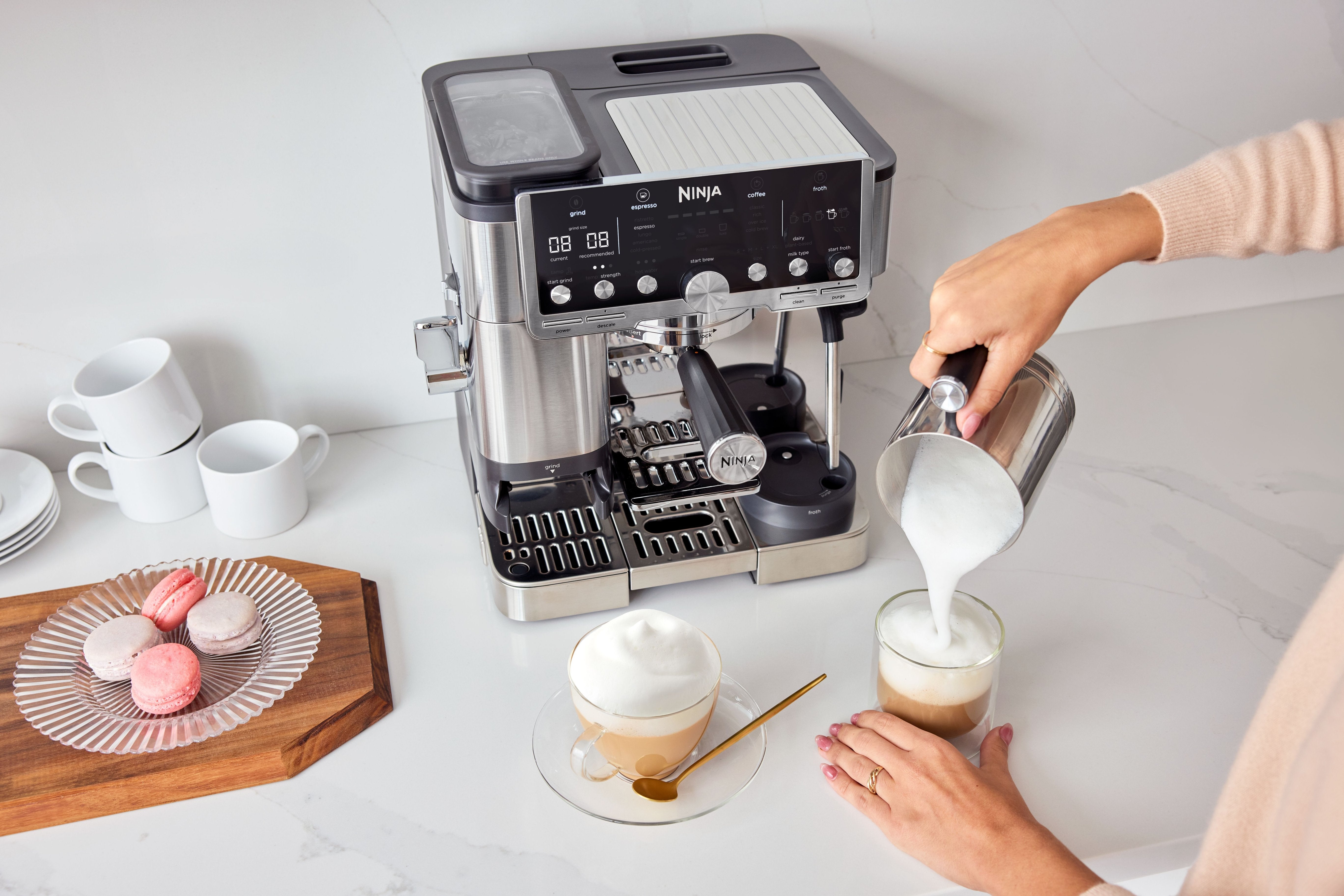 EAN 0622356289825 - Ninja ES701EU cafetera eléctrica Semi-automática Máquina espresso 2 L imagen 3