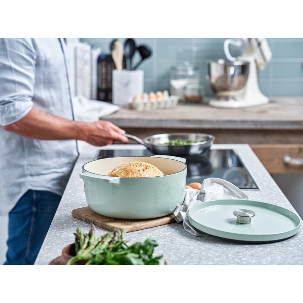 Kitchenaid Bräter Mit Deckel Gusseisen 26cm, Hellgrün