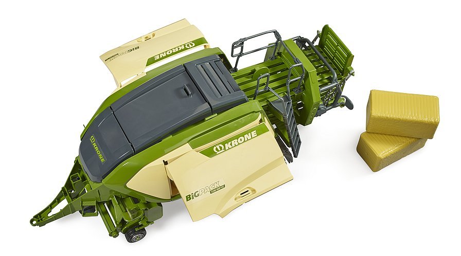 EAN 4001702020330 - BRUDER 25116534 modelo a escala Empacadora Previamente montado 1:16 imagen 4