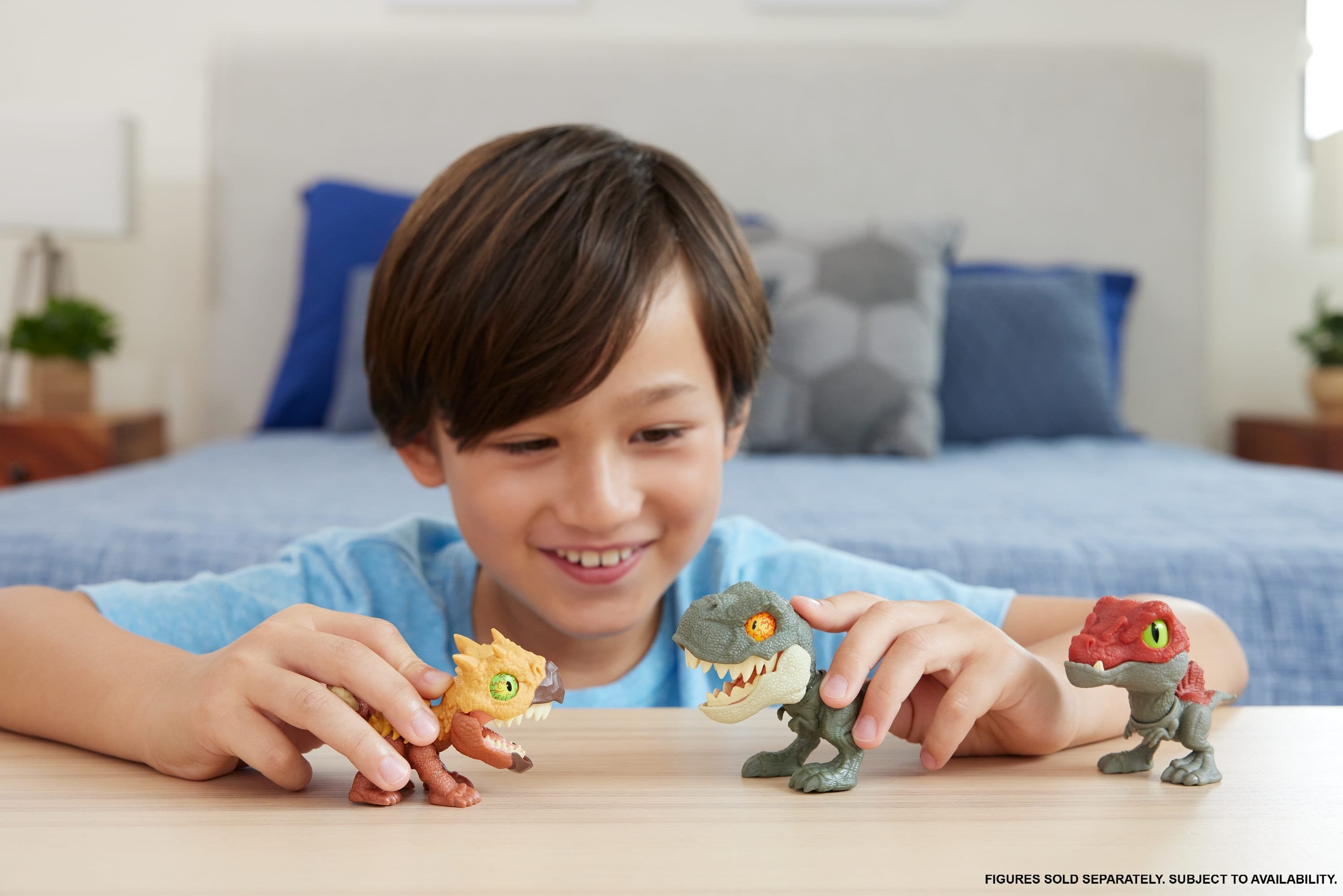 EAN 0194735293544 - Jurassic World JFC89 figura de juguete para niños imagen 2
