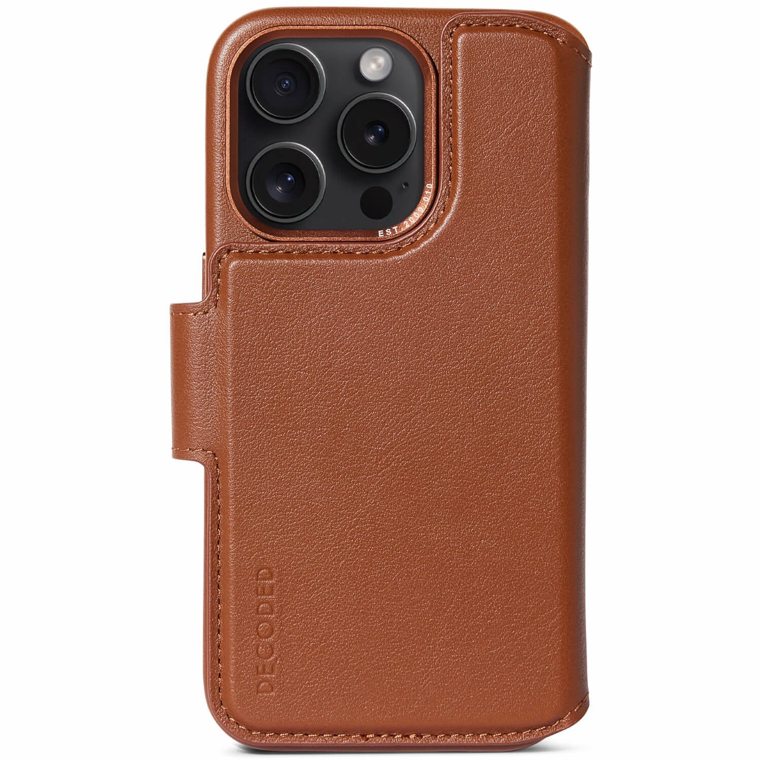 EAN 8720593010485 - Decoded D24IPO15PDW5TN funda para teléfono móvil 15,5 cm (6.1") Funda cartera Marrón imagen 1
