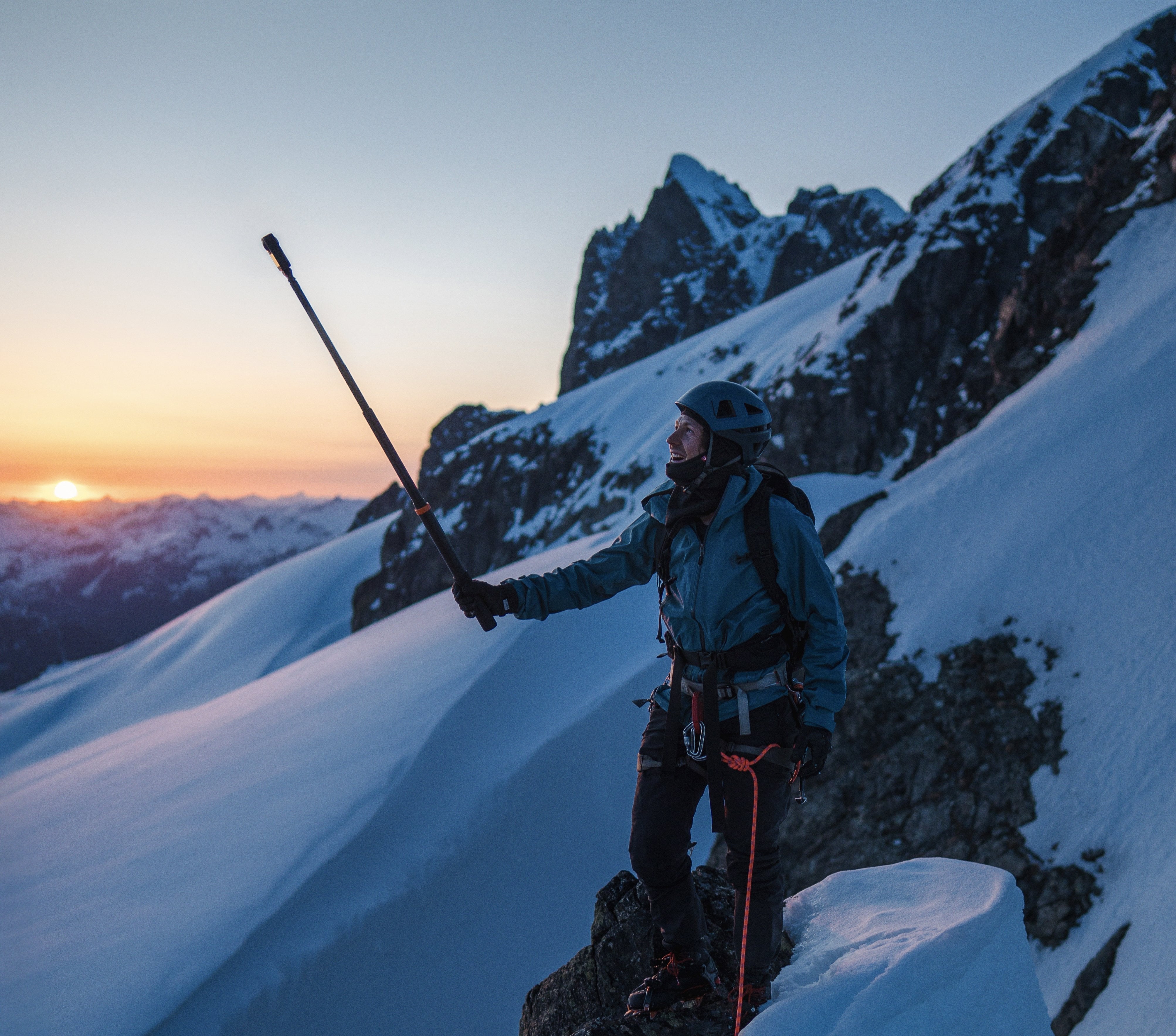 EAN 6937224110502 - DJI Osmo 360 cámara para deporte de acción 120 MP 8K Ultra HD CMOS 25,4 / 1,1 mm (1 / 1.1") Wifi 183 g imagen 29