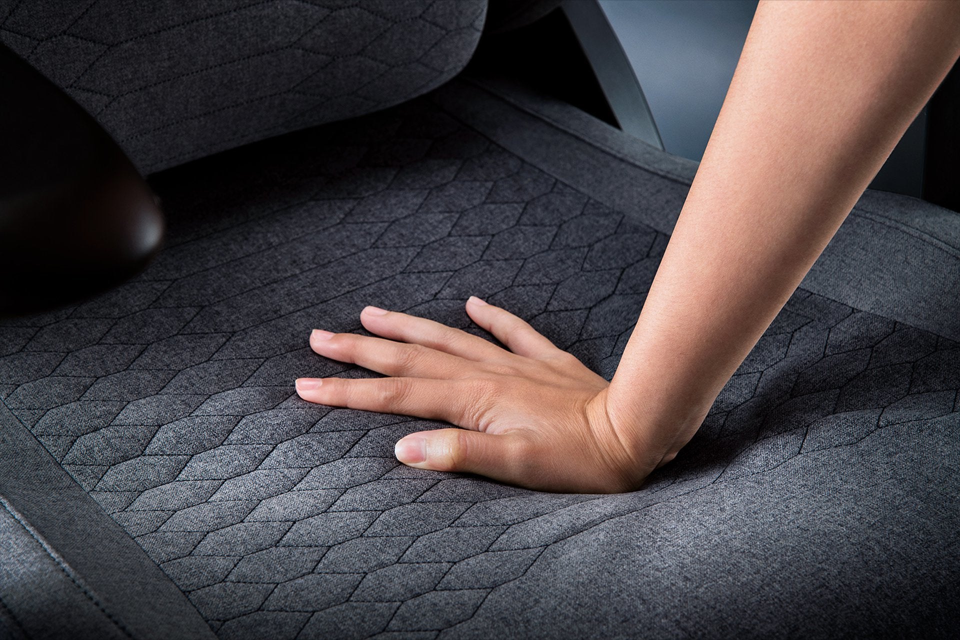 EAN 8886419354536 - Razer Iskur V2 Butaca para jugar Asiento acolchado Gris imagen 3