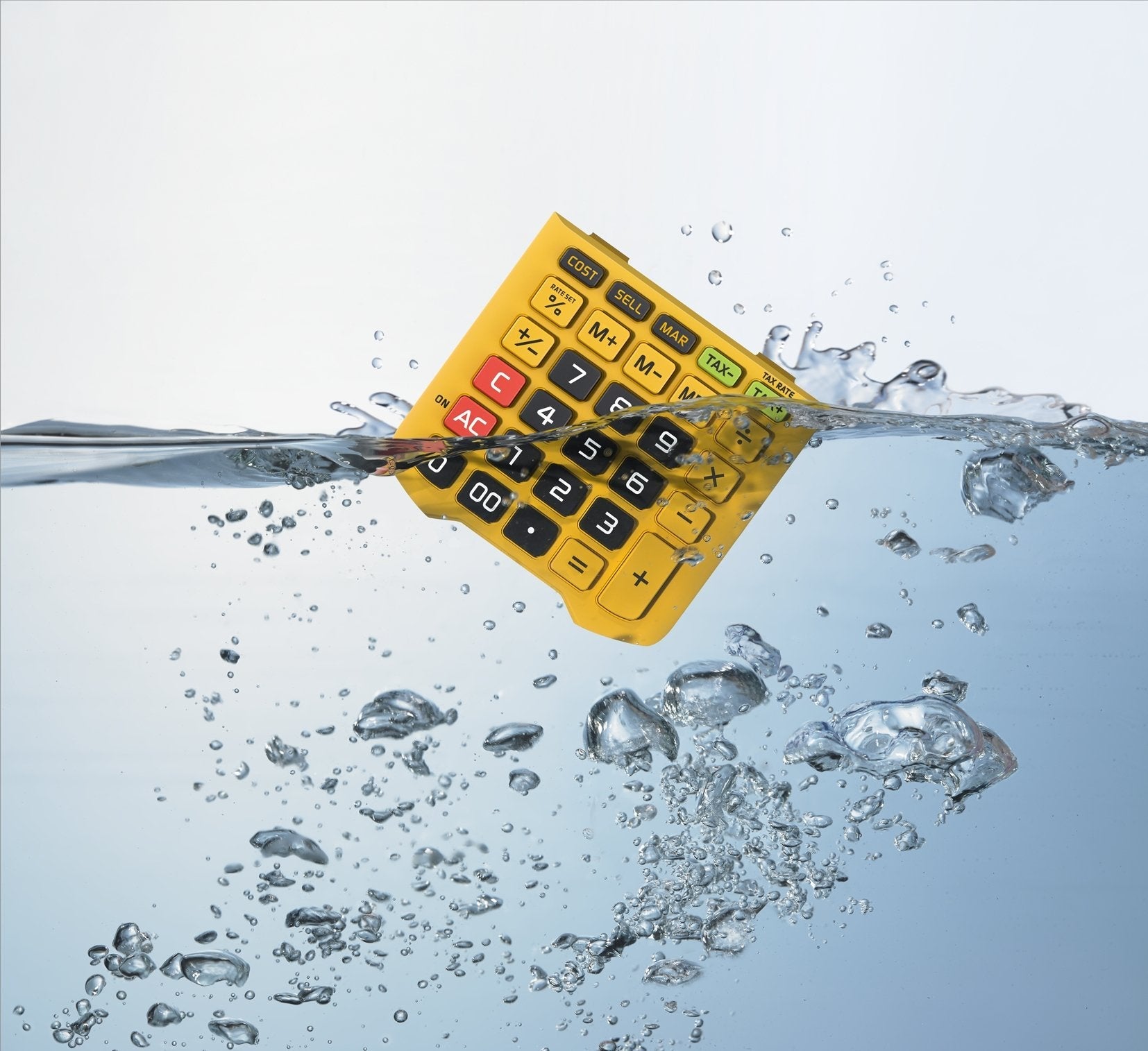 Casio Calculadora De Sobremesa Amarillo Y Negro 12 Dígitos Resistente Al Agua Y Al Polvo Wm-320mt