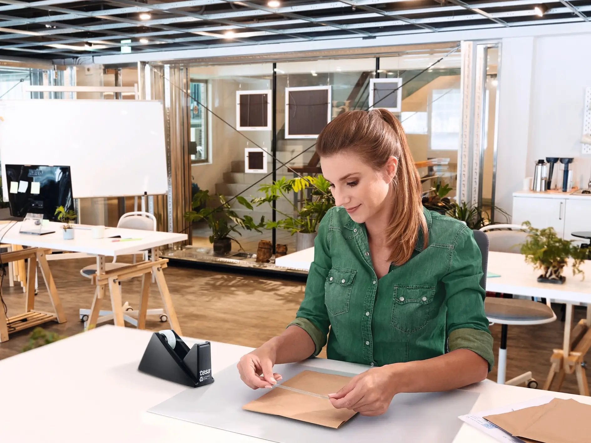 EAN 4042448641786 - TESA 59044-00000-00 cinta adhesiva para manualidades 33 m Transparente imagen 3