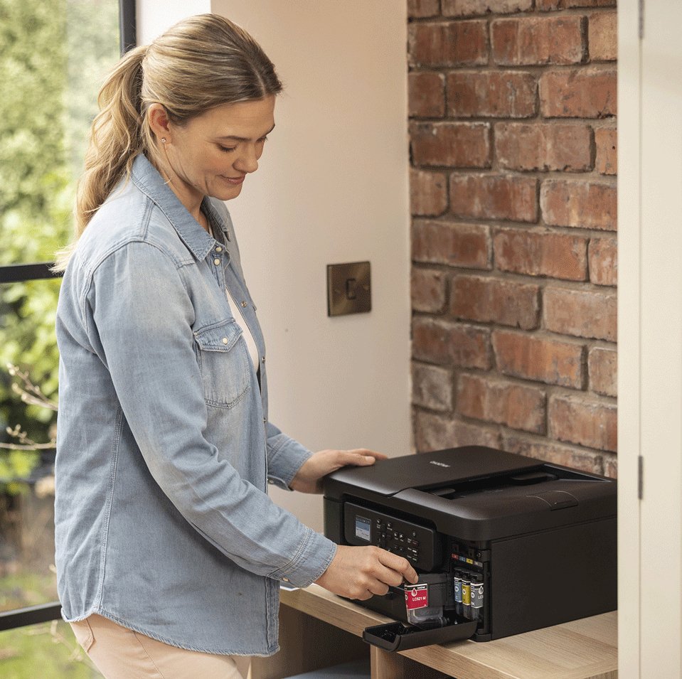 EAN 4977766839174 - Brother LC521BK cartucho de tinta 1 pieza(s) Original Negro imagen 5