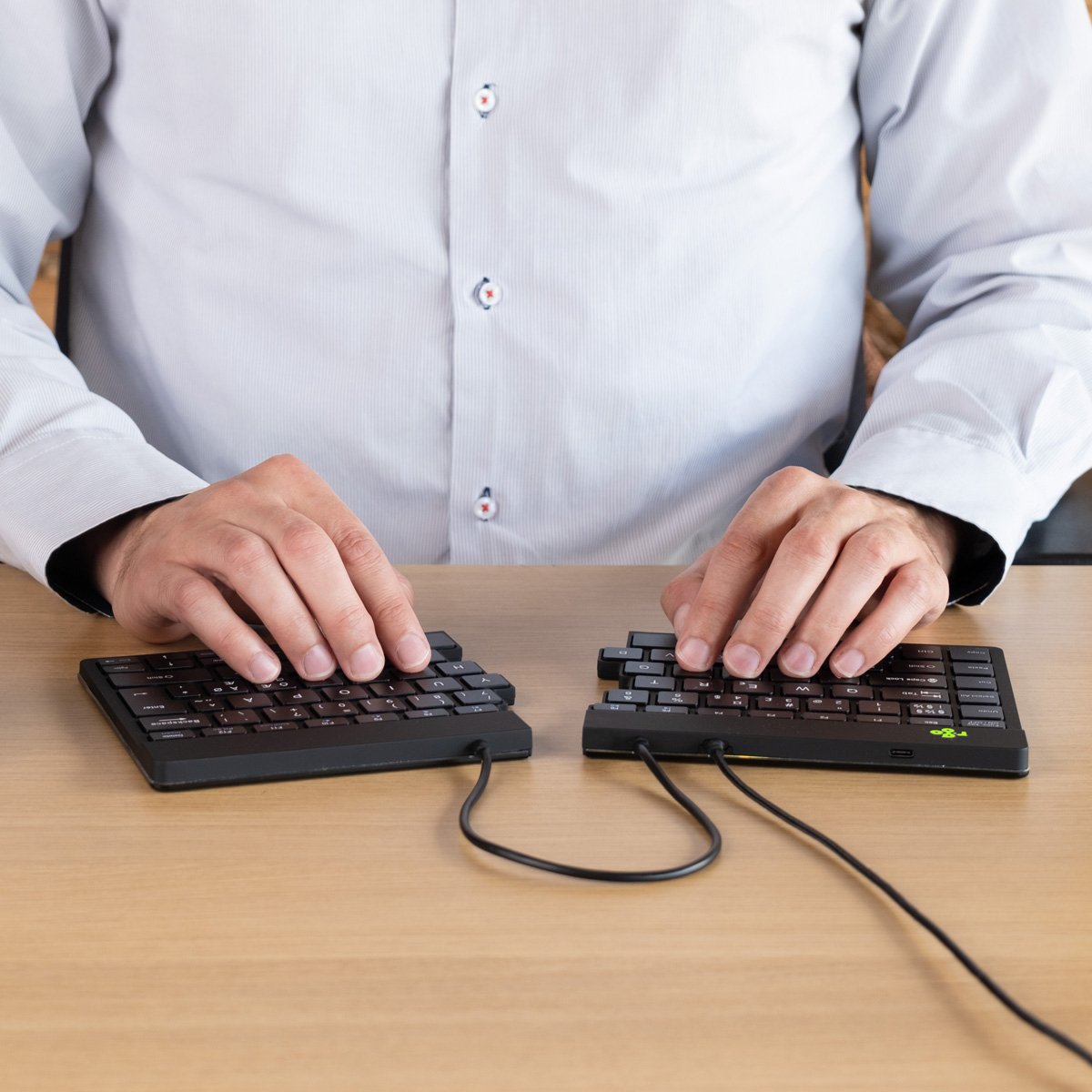 EAN 8719274490753 - R-Go Tools RGOSP-USWIBL teclado Oficina USB Inglés de EE. UU. imagen 3