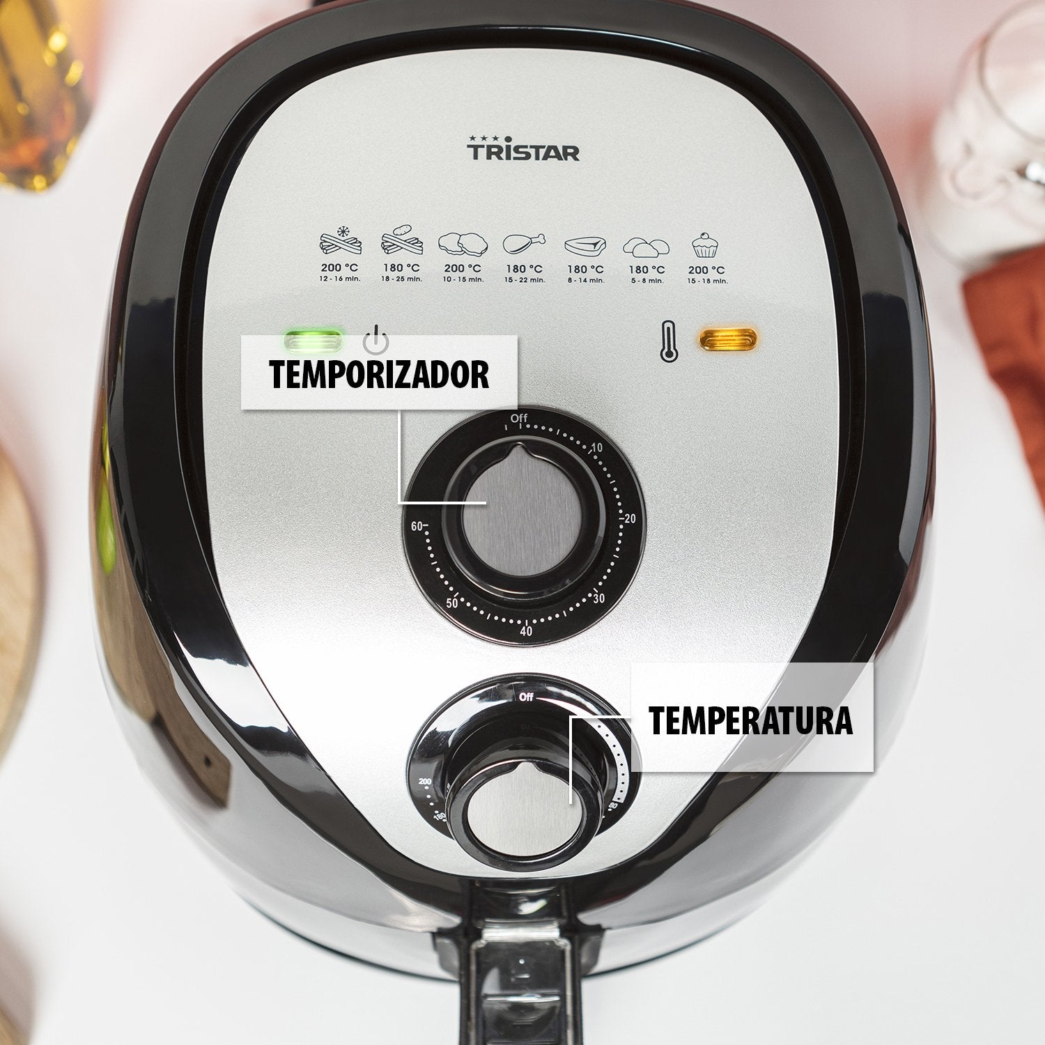 EAN 8713016075628 - Tristar FR-6994 freidora Sencillo 4,5 L Independiente 1500 W Freidora de aire caliente Negro, Plata imagen 24