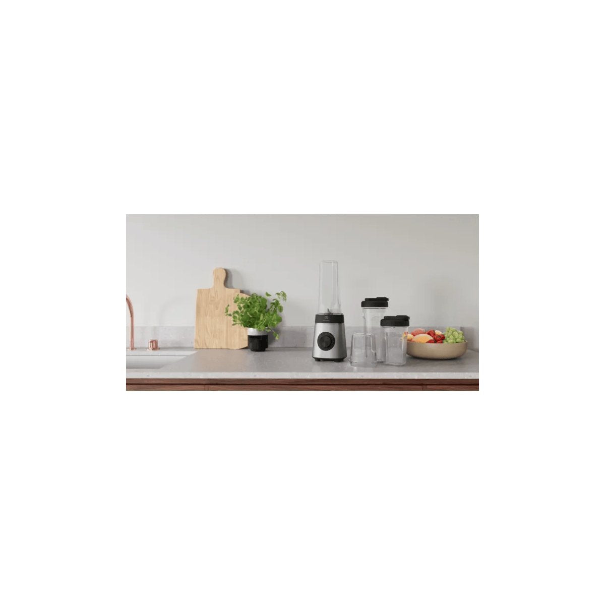 EAN 7332543836734 - Electrolux E4CB1-6ST 0,92 L Batidora de inmersión 350 W Acero inoxidable imagen 27