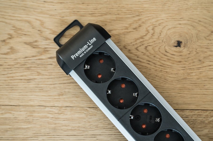 EAN 4007123677412 - Brennenstuhl 1391030000 base múltiple 3 m 10 salidas AC Interior Negro, Plata imagen 7